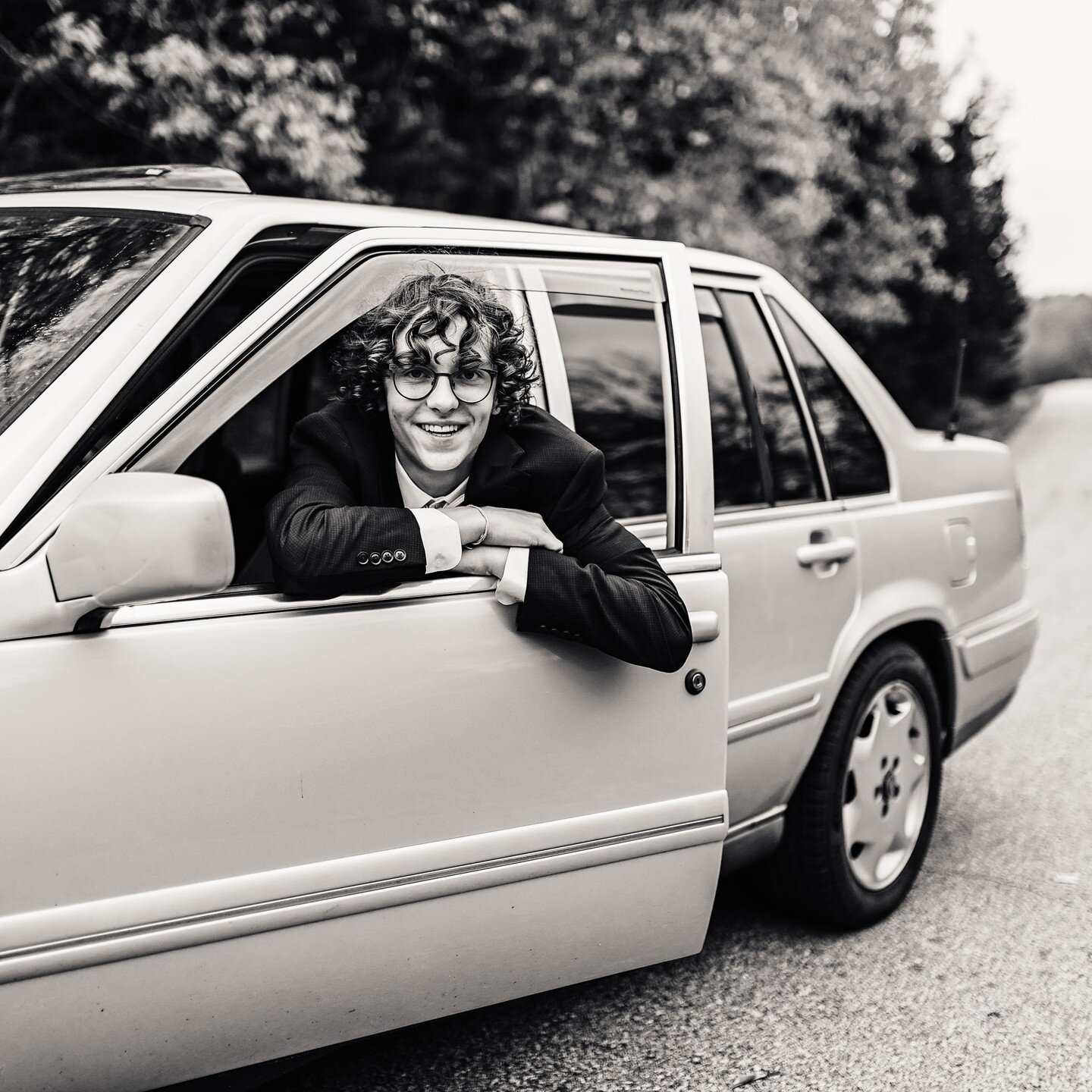 It was a lot of fun incorporating this senior's car into his session! Here are a few of my favorite B&amp;Ws! ***Every senior session I do comes with each image in both color AND black &amp; white

#kansascityseniorpictures #kansascityseniorphotograp