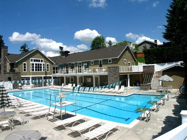 Pool.jpg