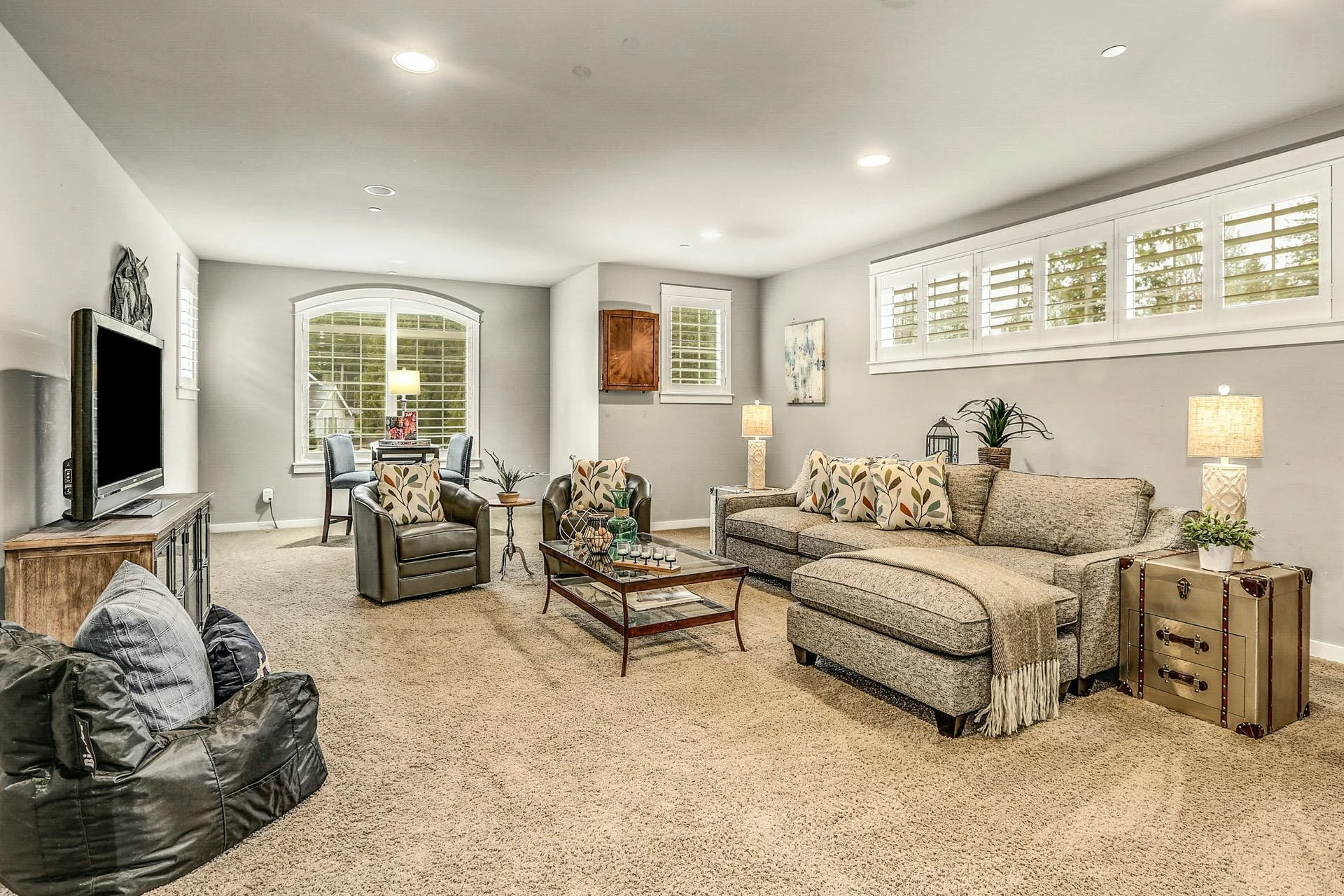 069-374582--Blended-417_HDR.jpg