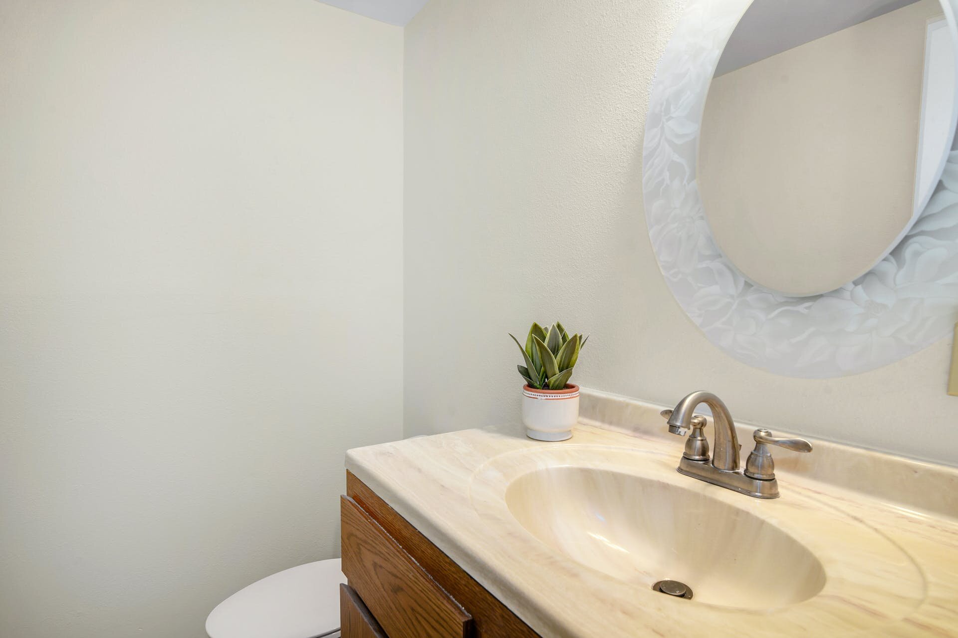027-383411-DSC_2352_HDR.jpg