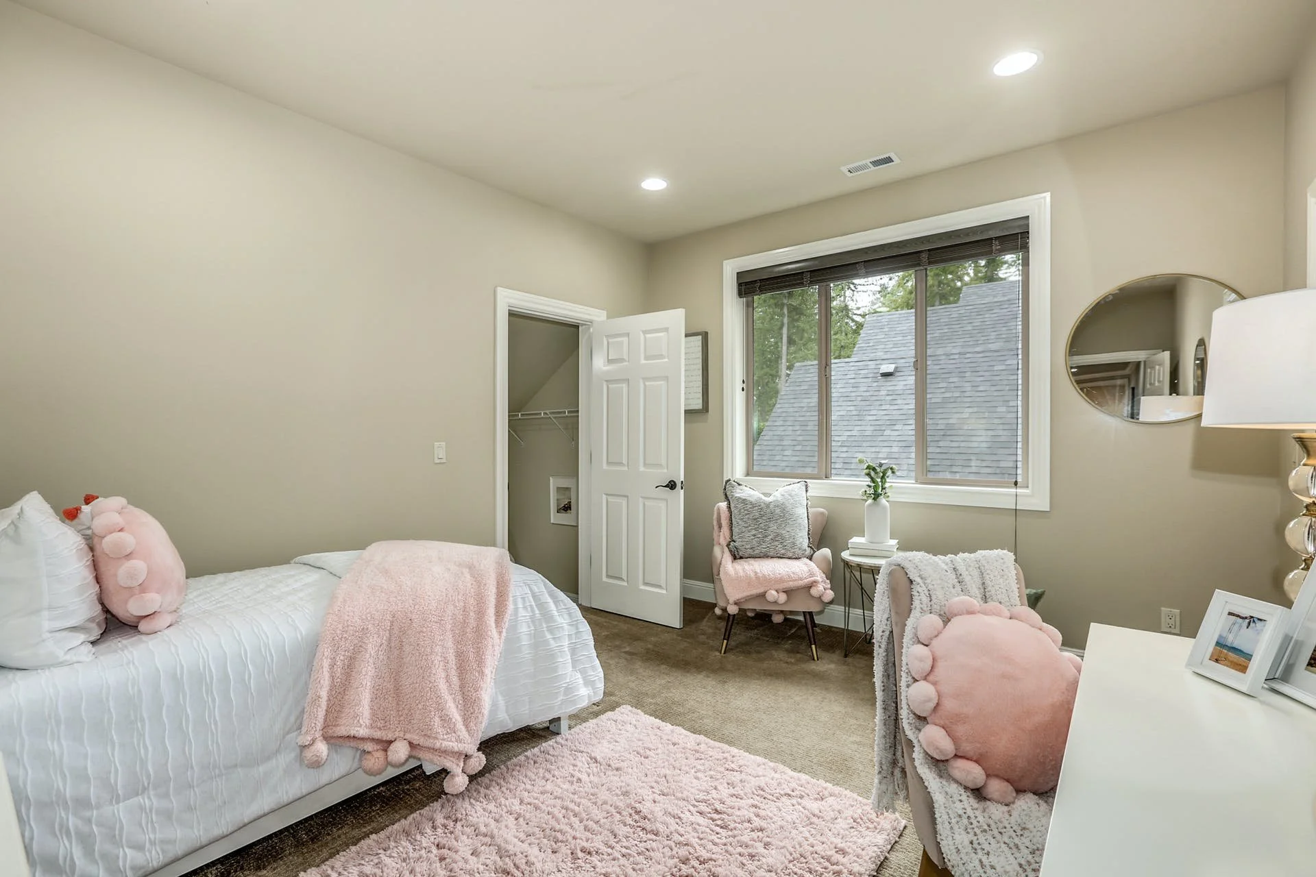 044-397579--Blended-301_HDR.jpg