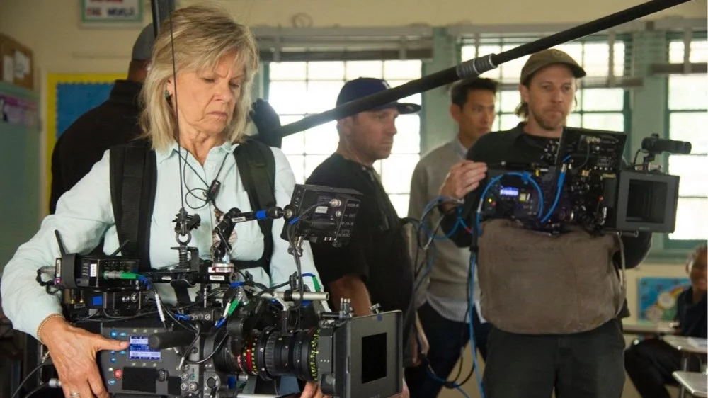 Operator Bonnie Blake, SOC