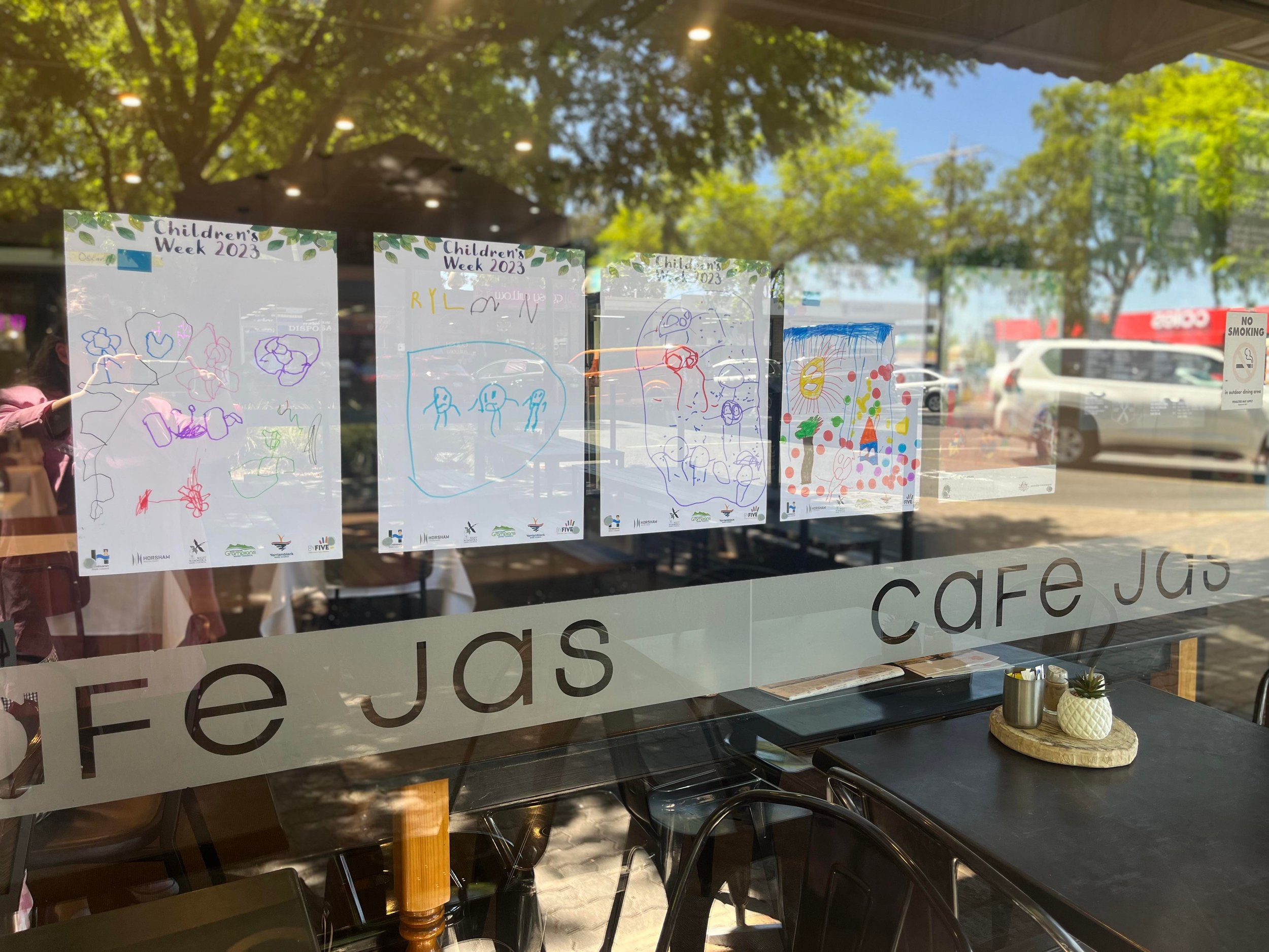 Cafe Jas.jpg