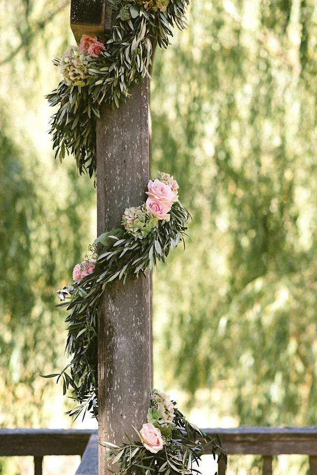 TWIG AND PETALS-WEDDING GARLAND.jpg