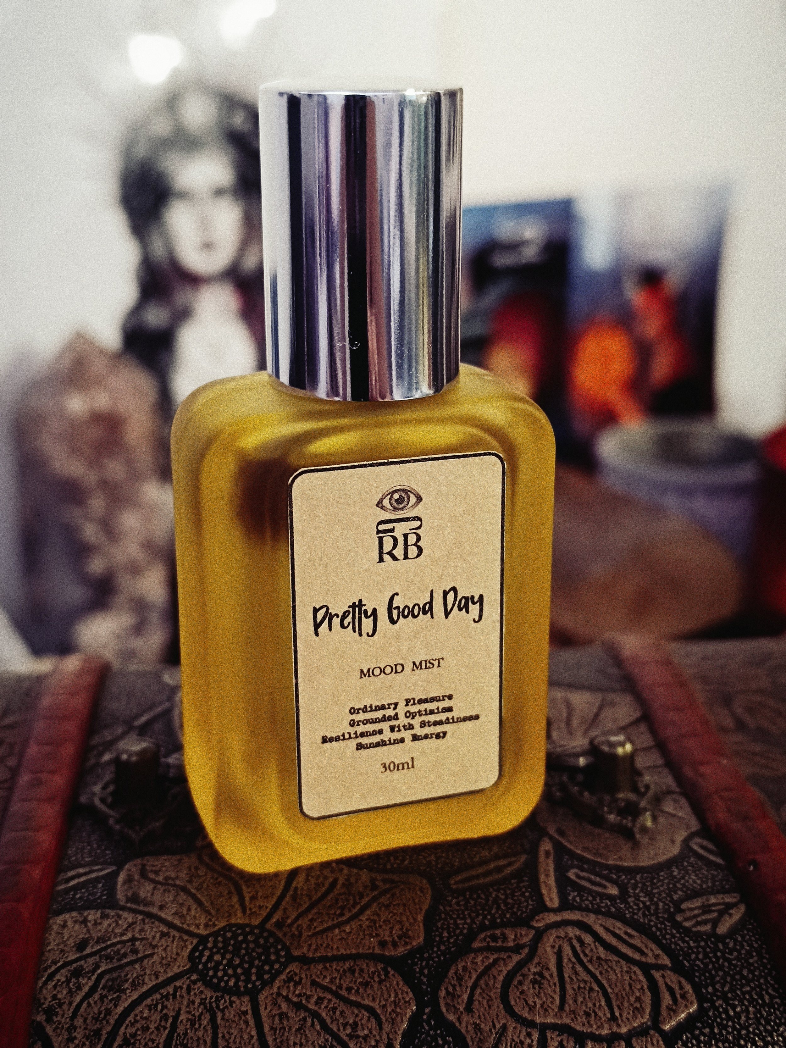 Pretty Good Day Aroma Mood Mist for Lightness, Ordinary Pleasure & Grounded Optimism