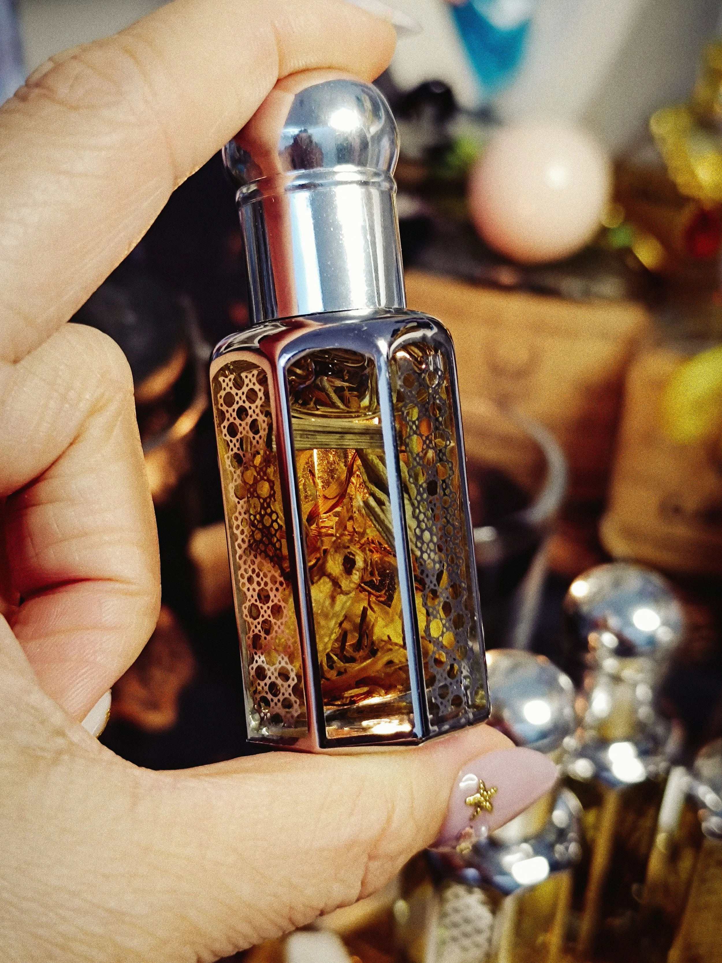 Vires Ritual Oil  (Transmuting Pressure & Frustration Into Composed Authority)