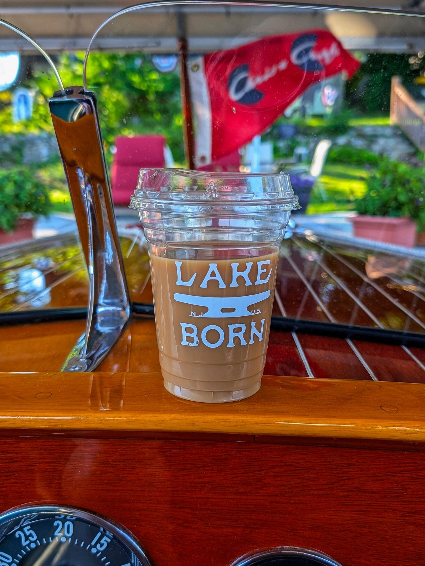 Mentally: lake days, sunshine, boat rides.
Physically: snowed in ❄️🌊
If you need us, we will be manifesting summer from inside....