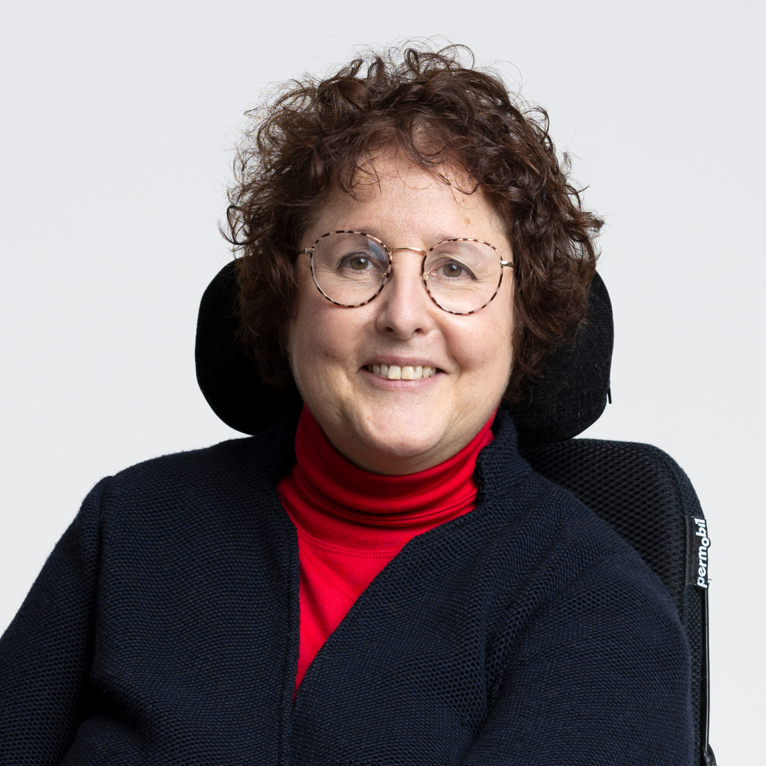 Karen Schallert.png