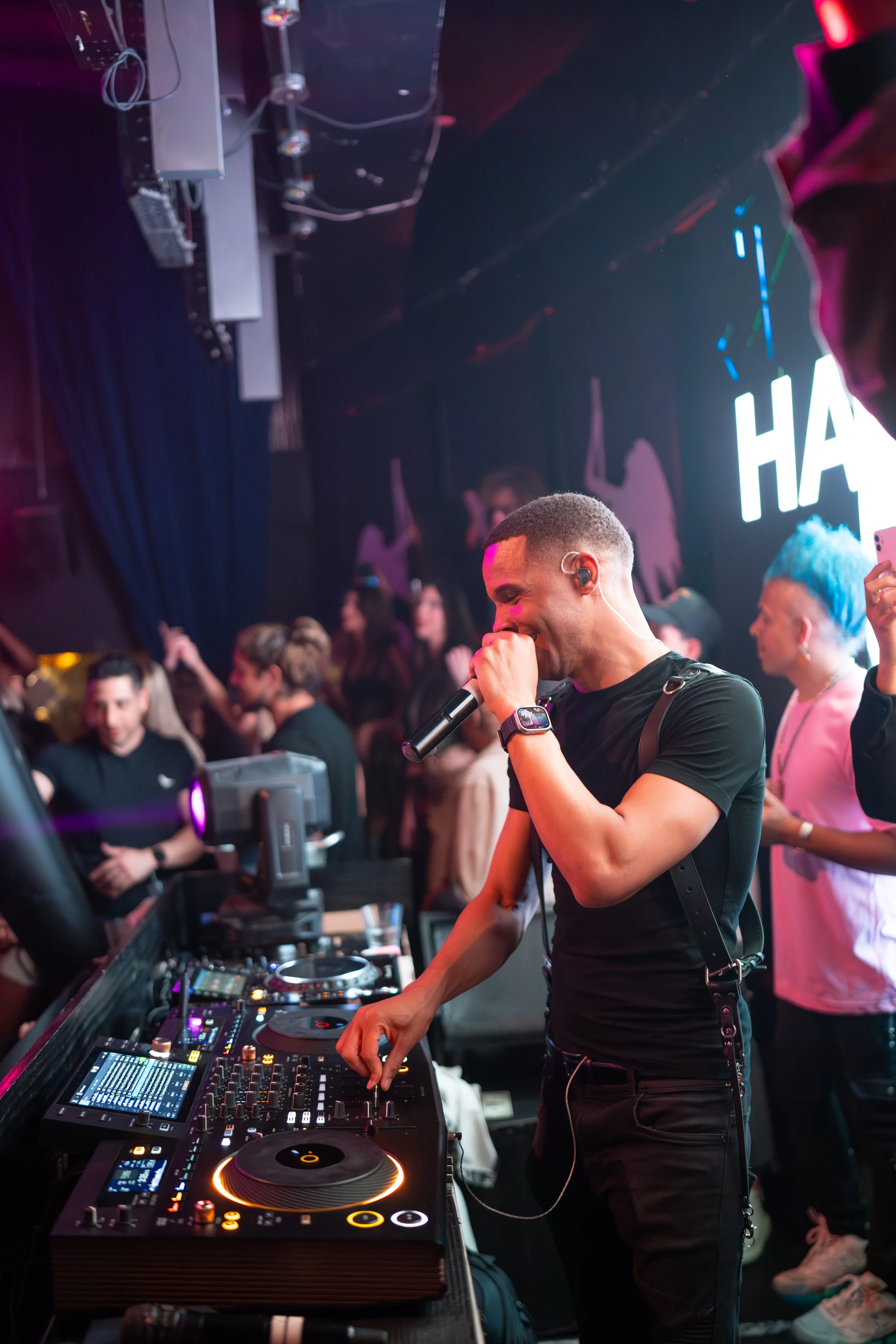  230430 Nightingale A7III DC 037.jpg