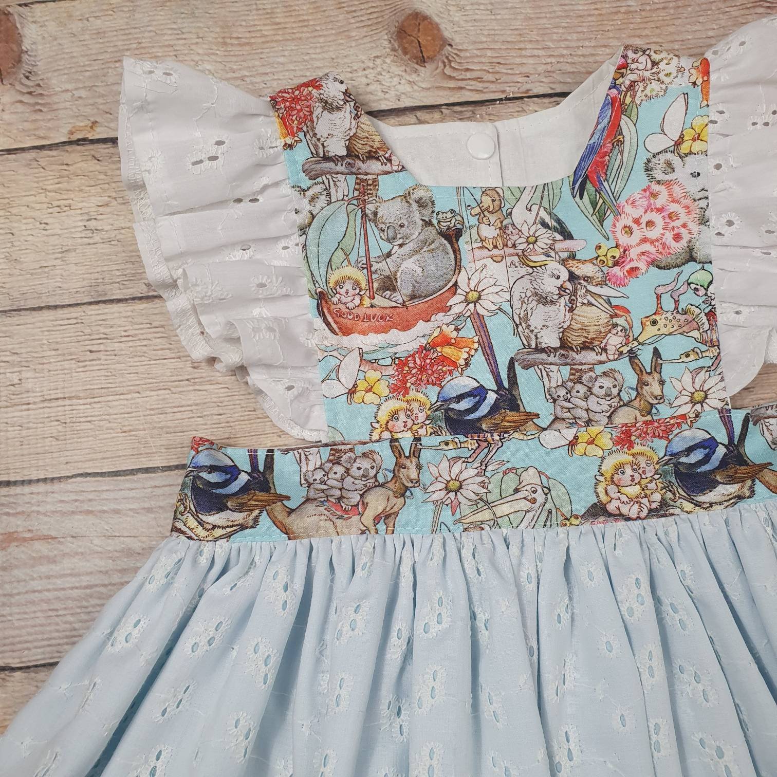 https://i.etsystatic.com/8009078/r/il/ef58c2/3921304429/il_fullxfull.3921304429_nua3.jpg