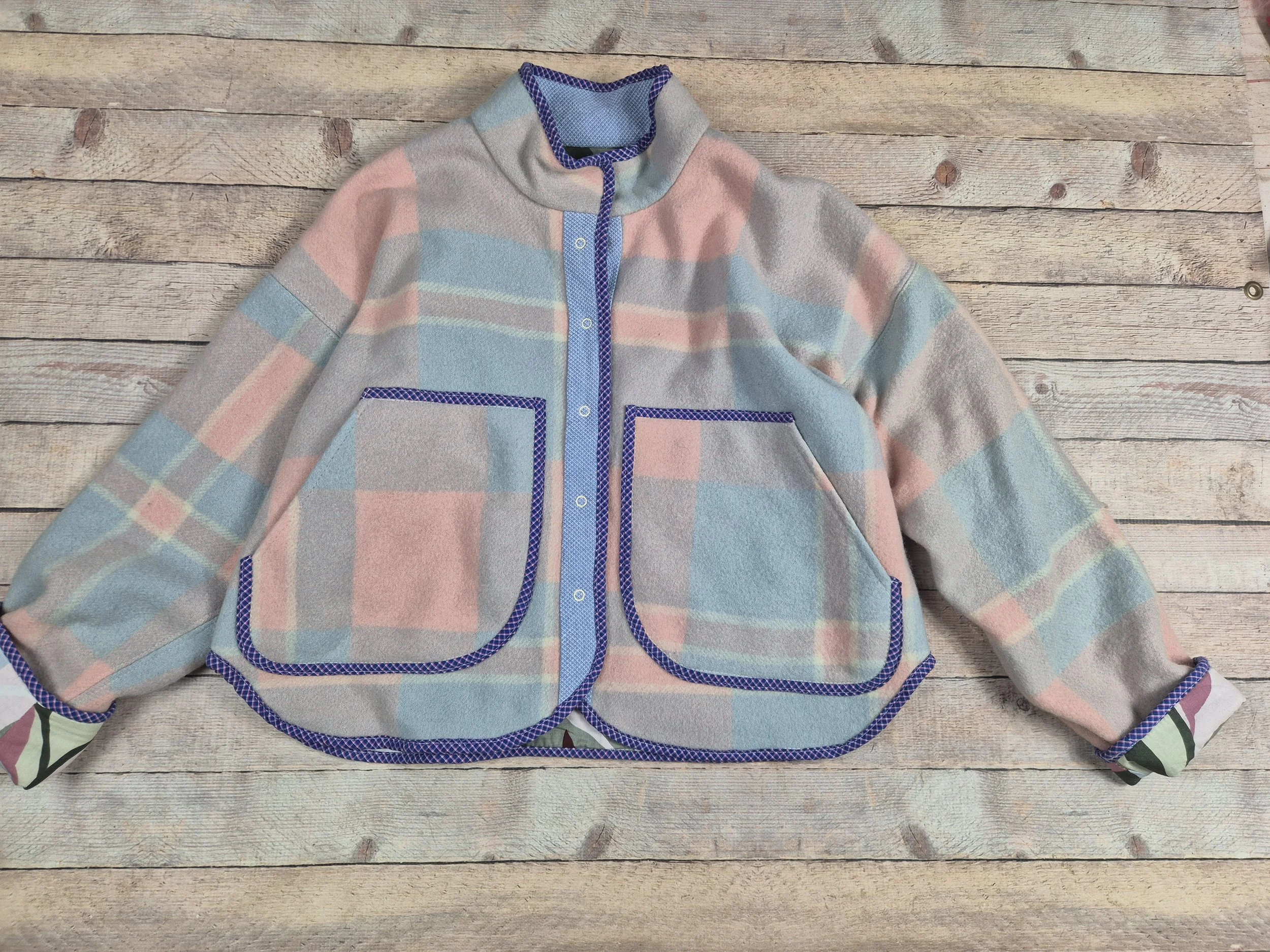 Ladys Boxy oversized  Jacket + size Large