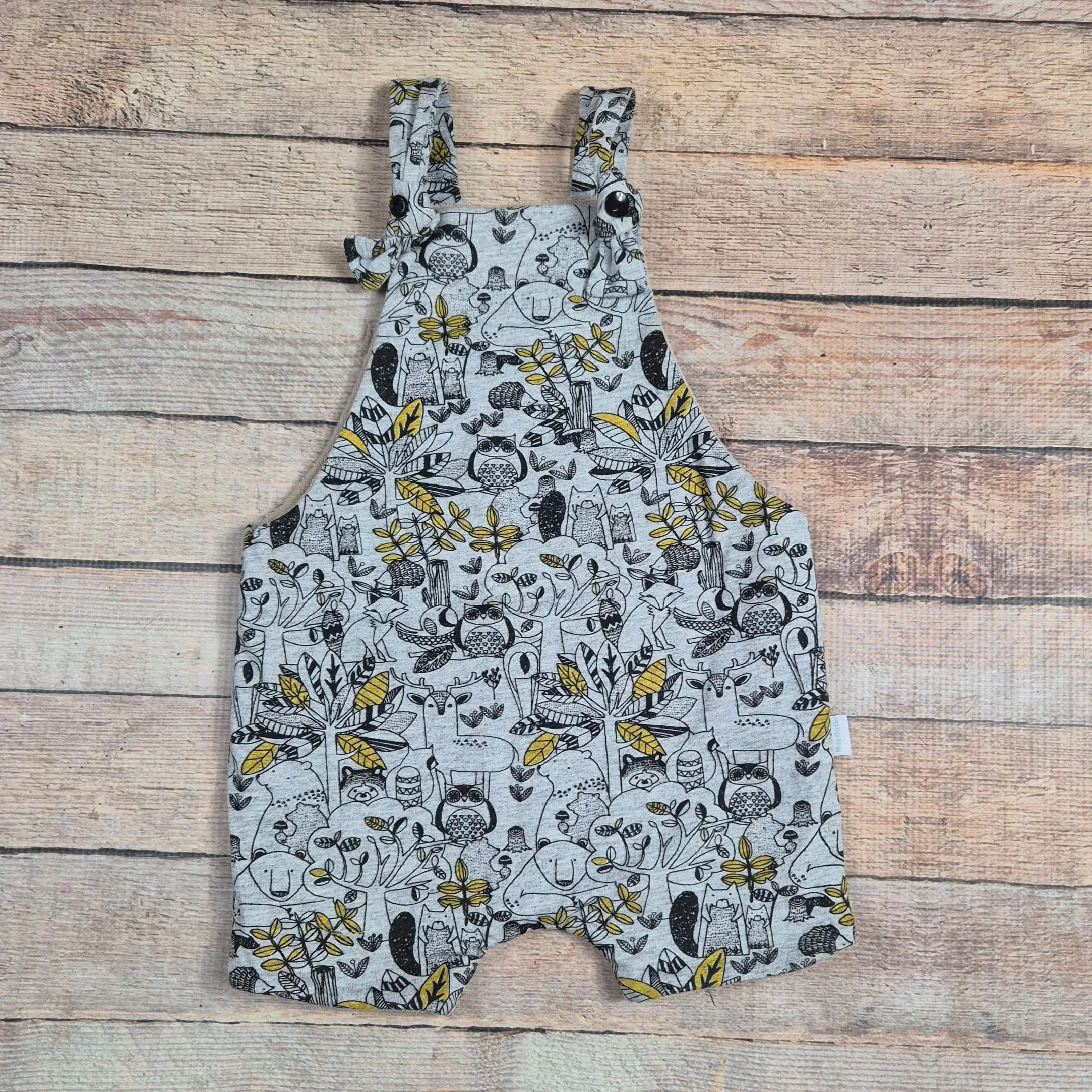 Winderness romper, baby knotted Shorties
