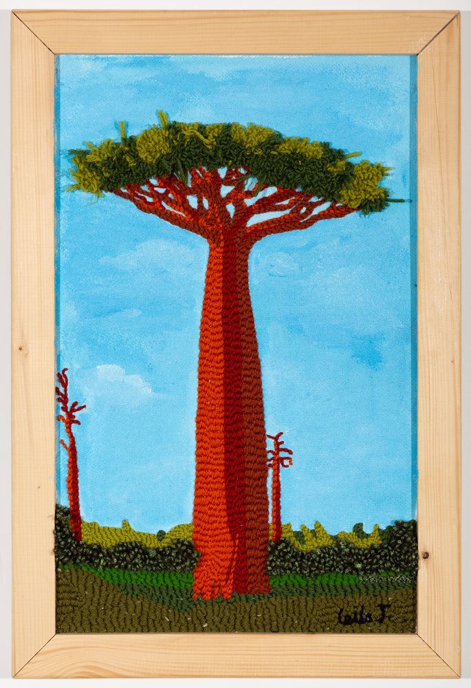 Baobab Naïve / 38 x 60 cm / Wool thread on canvas