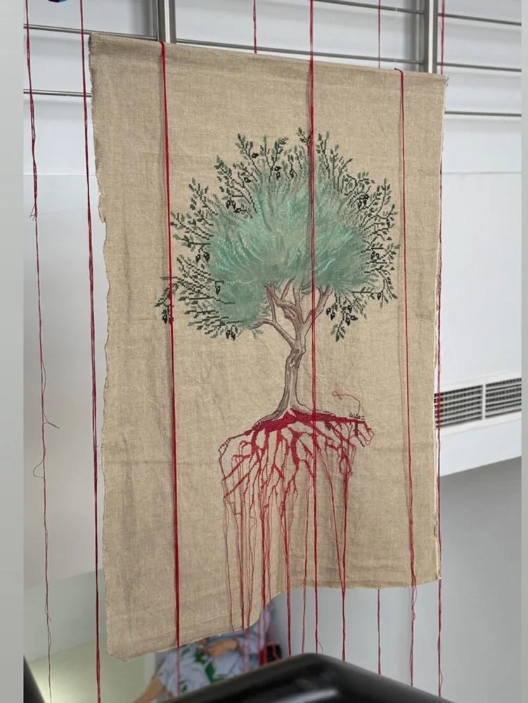 Homeless olive tree 3 / 75 x 107 cm / thread & paint on linen