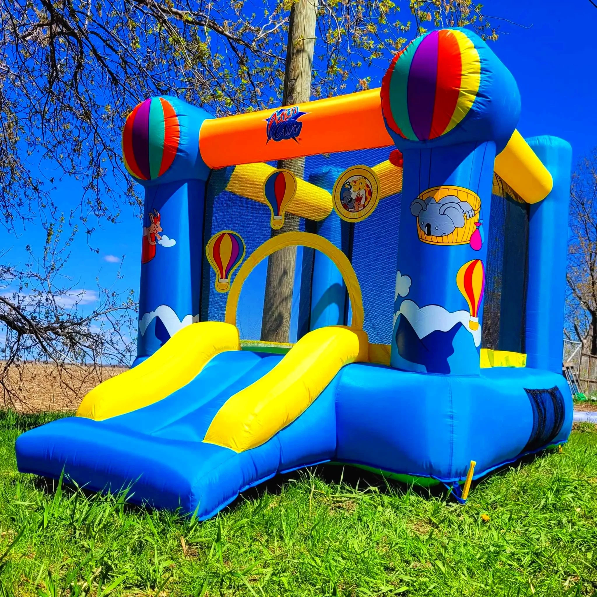 mini jeu gonflable petite mongolfière