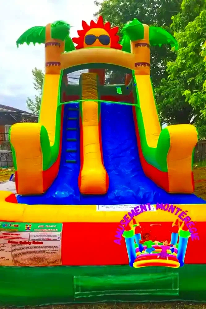Jeu gonflable a louer glissade eau tropicale