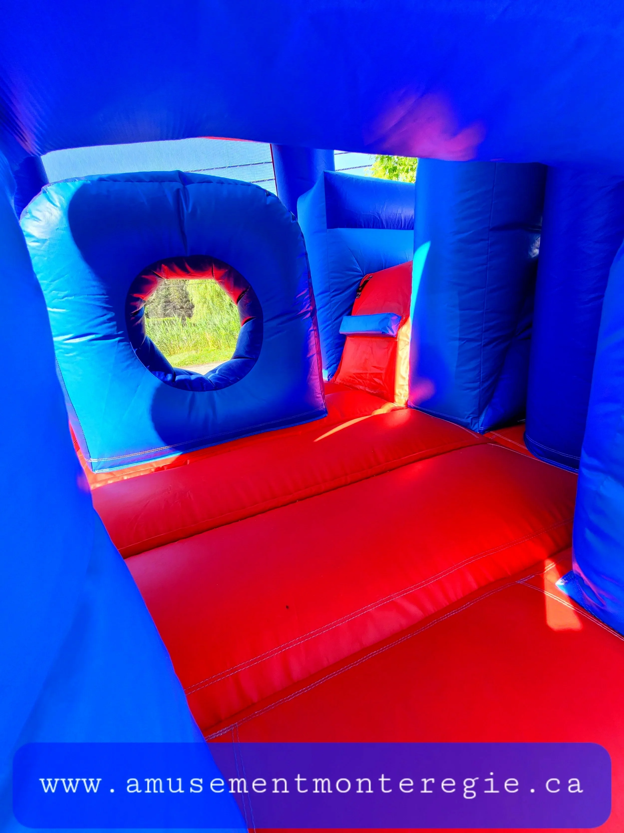 Super-hero-gonflable4