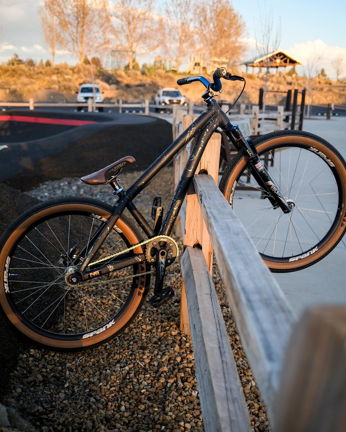 The start to spring means pumptrack season!

#ridebikes #bendoregon #springtime #partyon #bikeshoplife