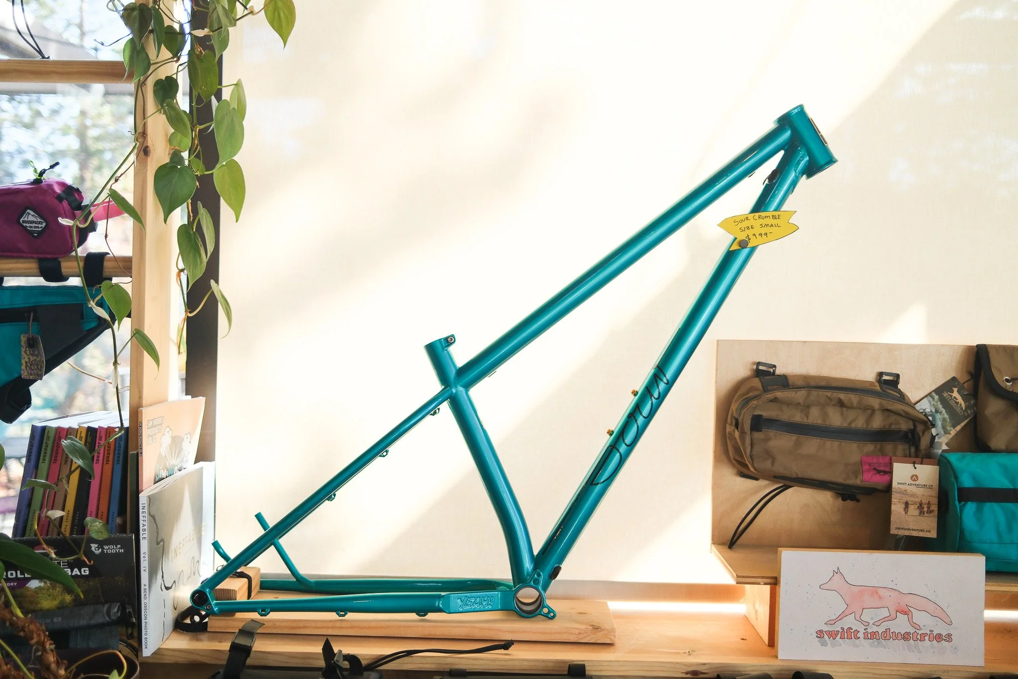 Sour Crumble Small Frame USED