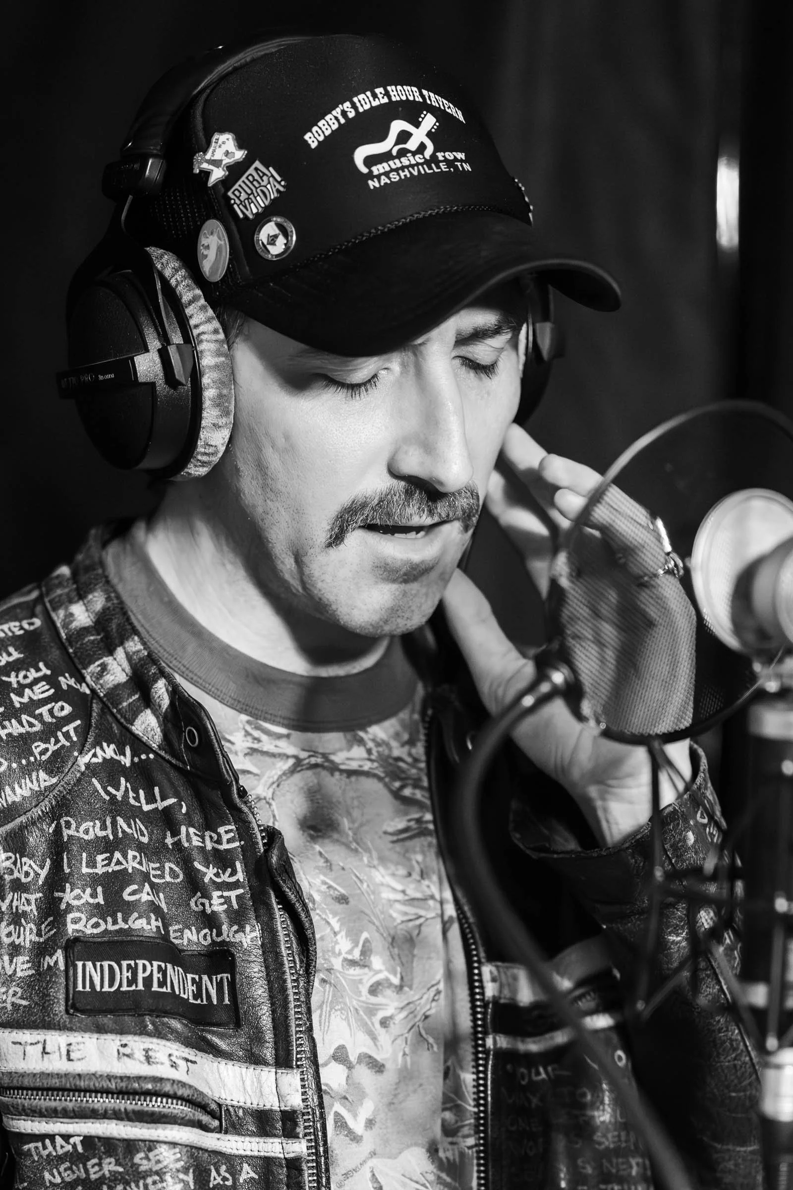 2025.12.07 Grant Edwards Studio Session-62.jpg