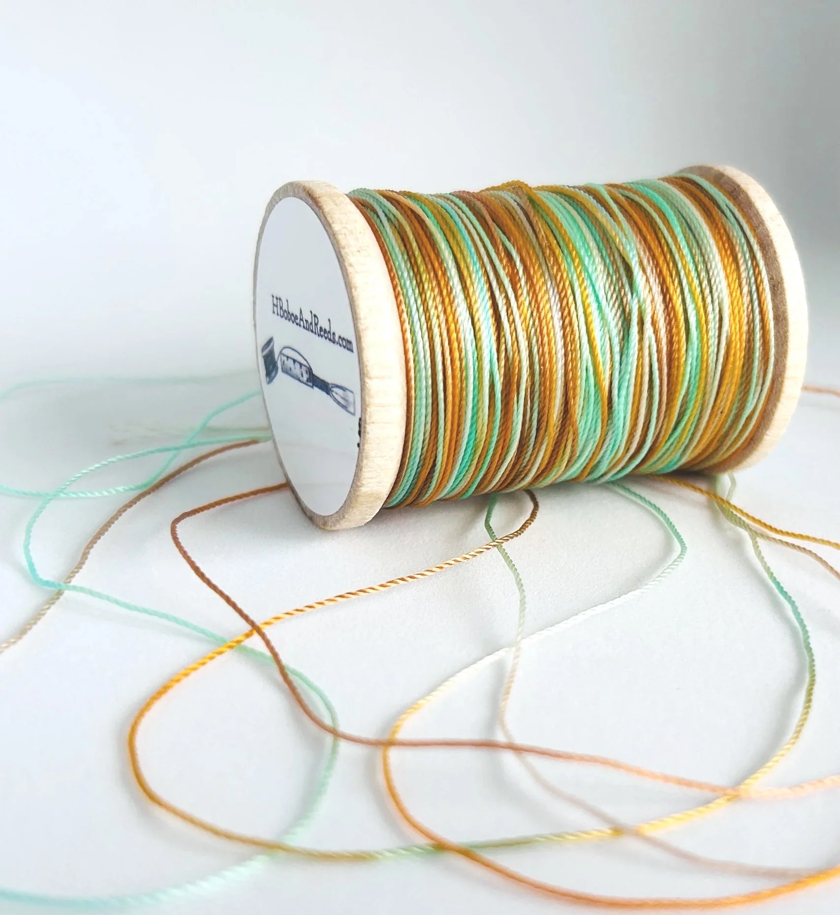 FF Reed Wrapping Thread - Green & Orange