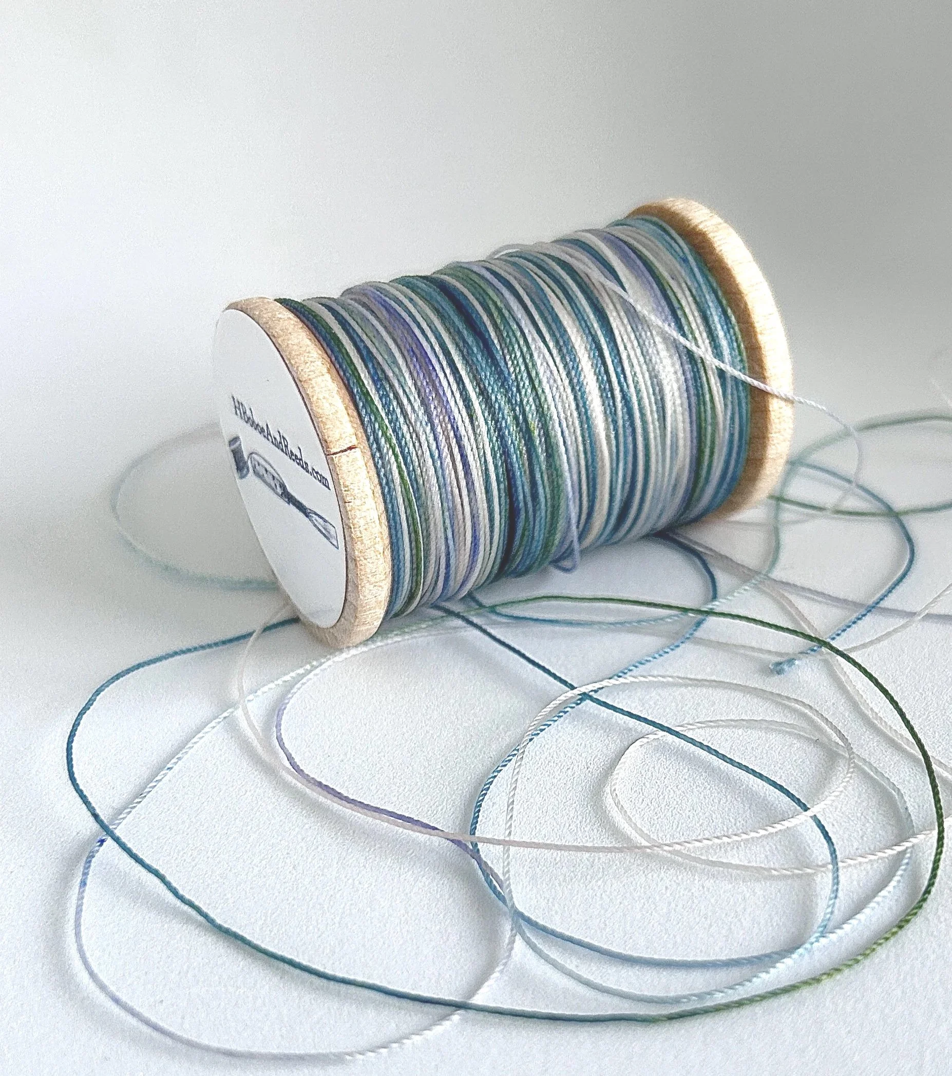 FF Reed Wrapping Thread - Periwinkle, Blue & Green
