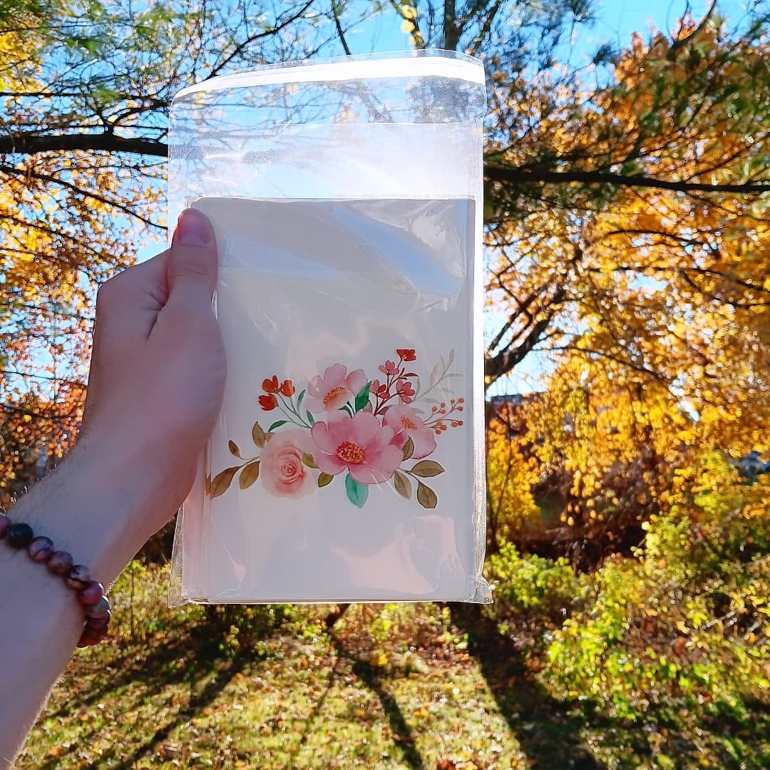 Cream Floral Package.jpg