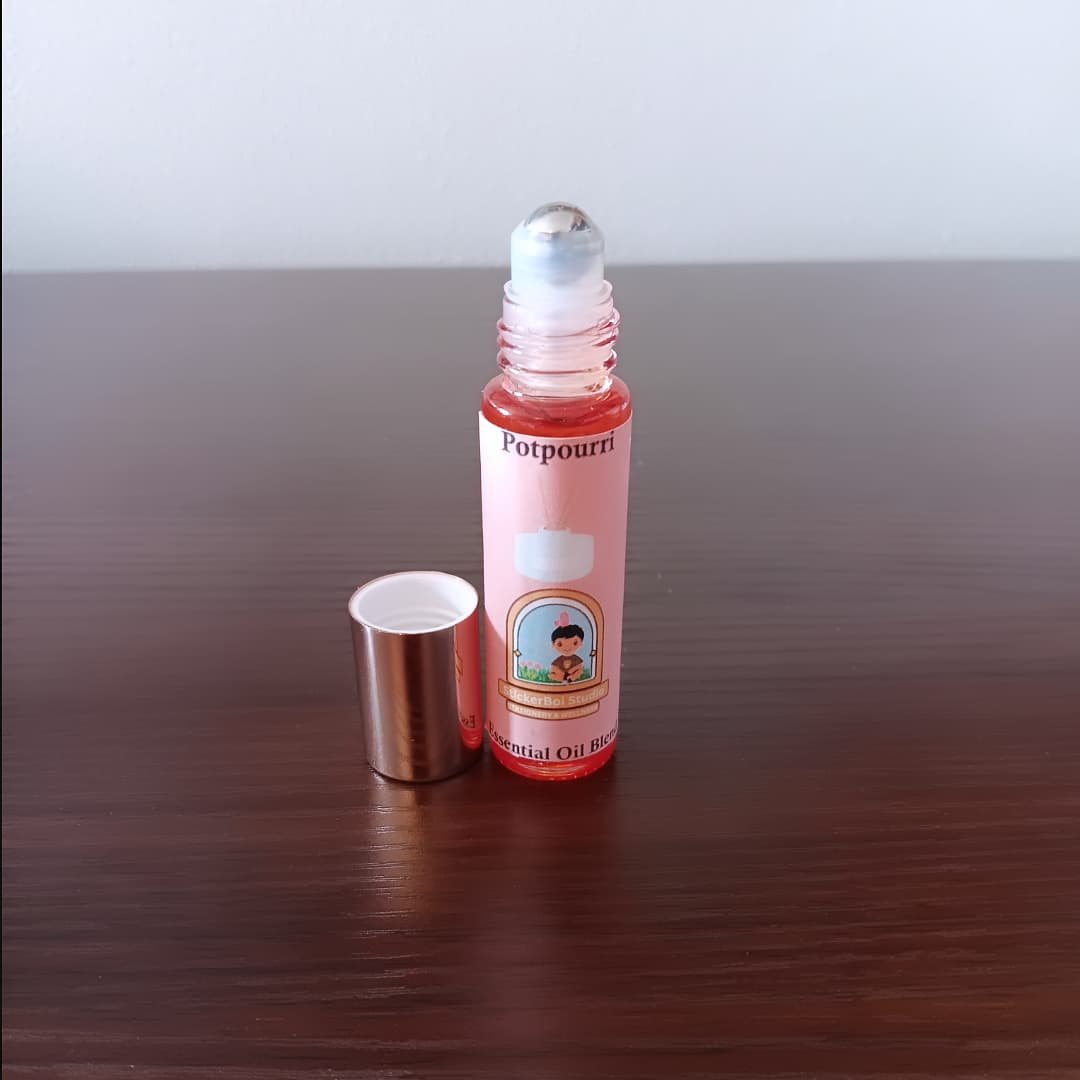 Potpourri Oil 2.jpg