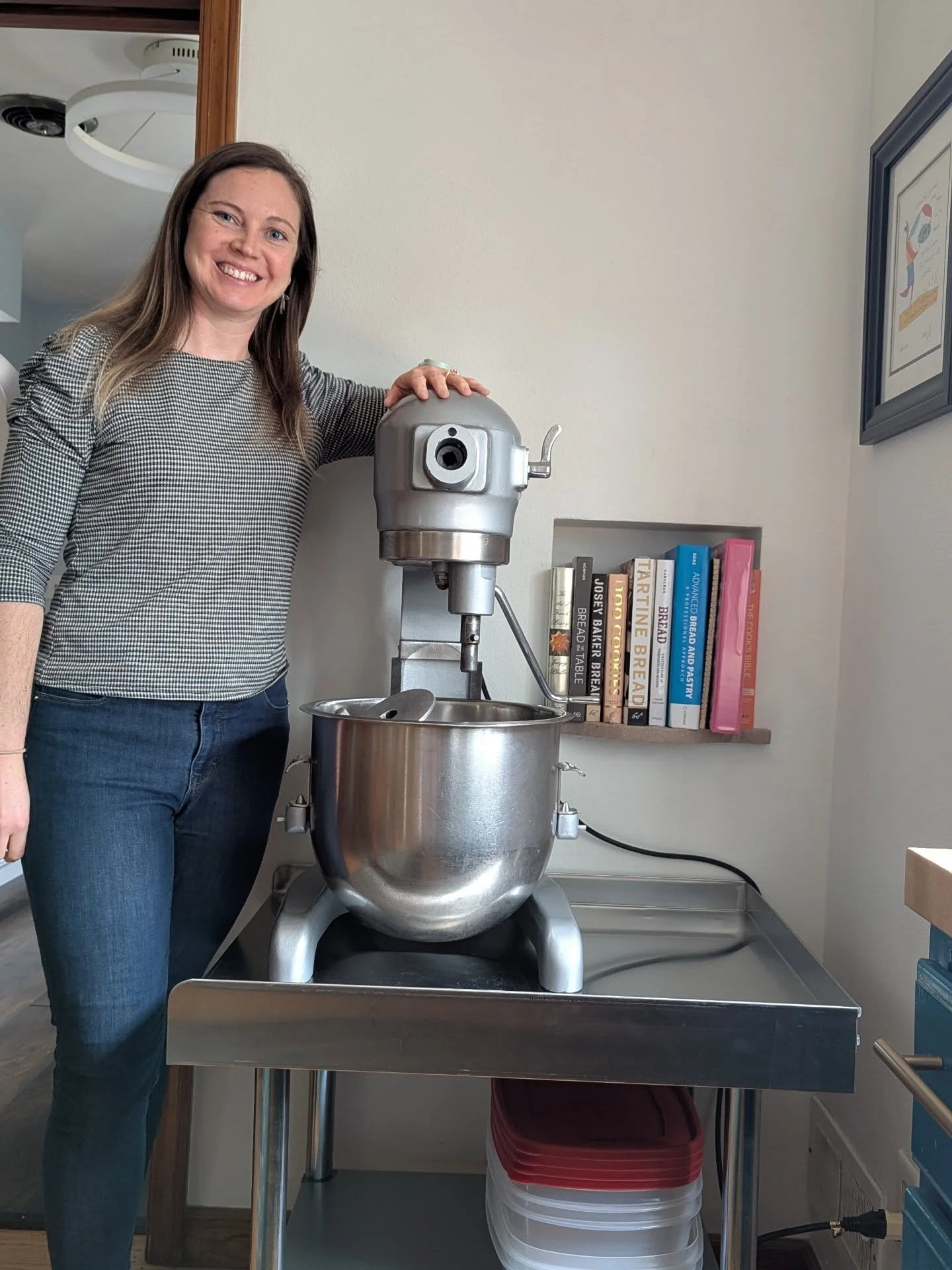 Meet the newest member of the Pastel Bakehouse team - this giant mixer! I know, I know, it's not actually that large relative to a commercial bakery, but in my dining room, it's BIG 😂

I'll be putting our new friend to work this week as I prepare fo
