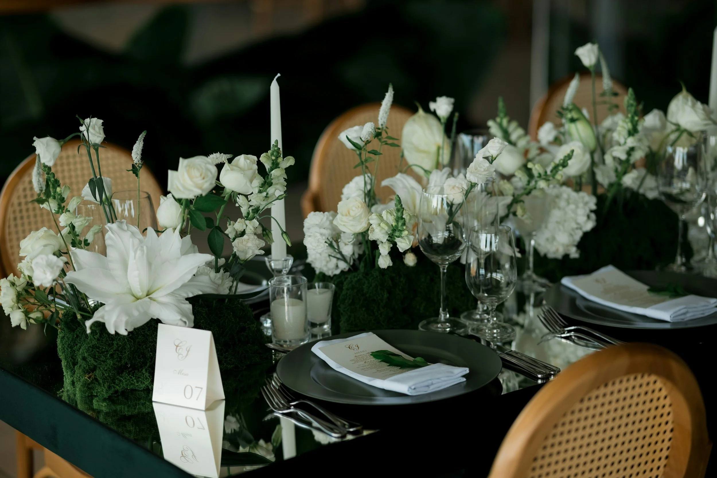 Designing a Dinner-Party-Style Wedding