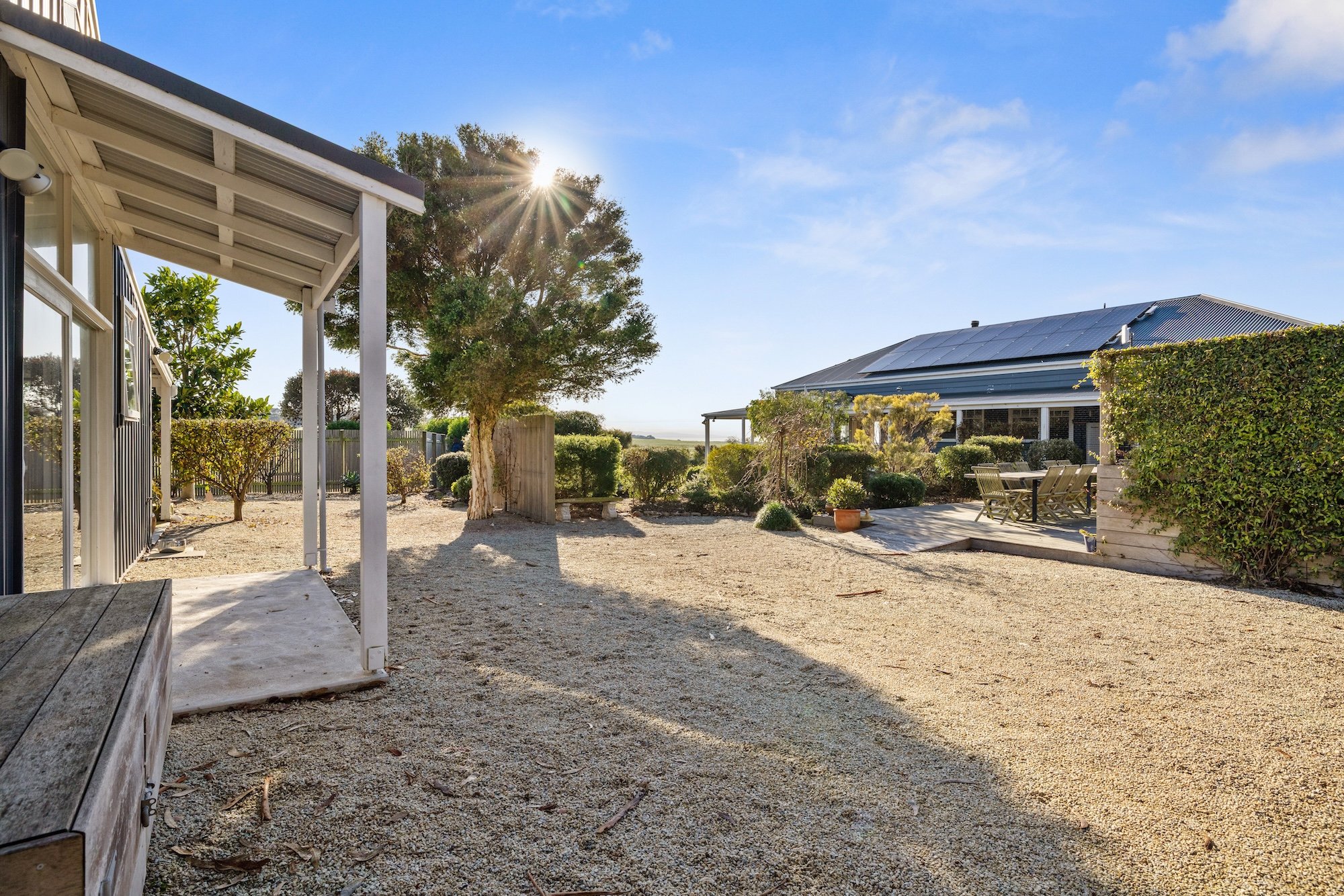 036_Open2view_ID954146-10_Tingara_Close.jpg