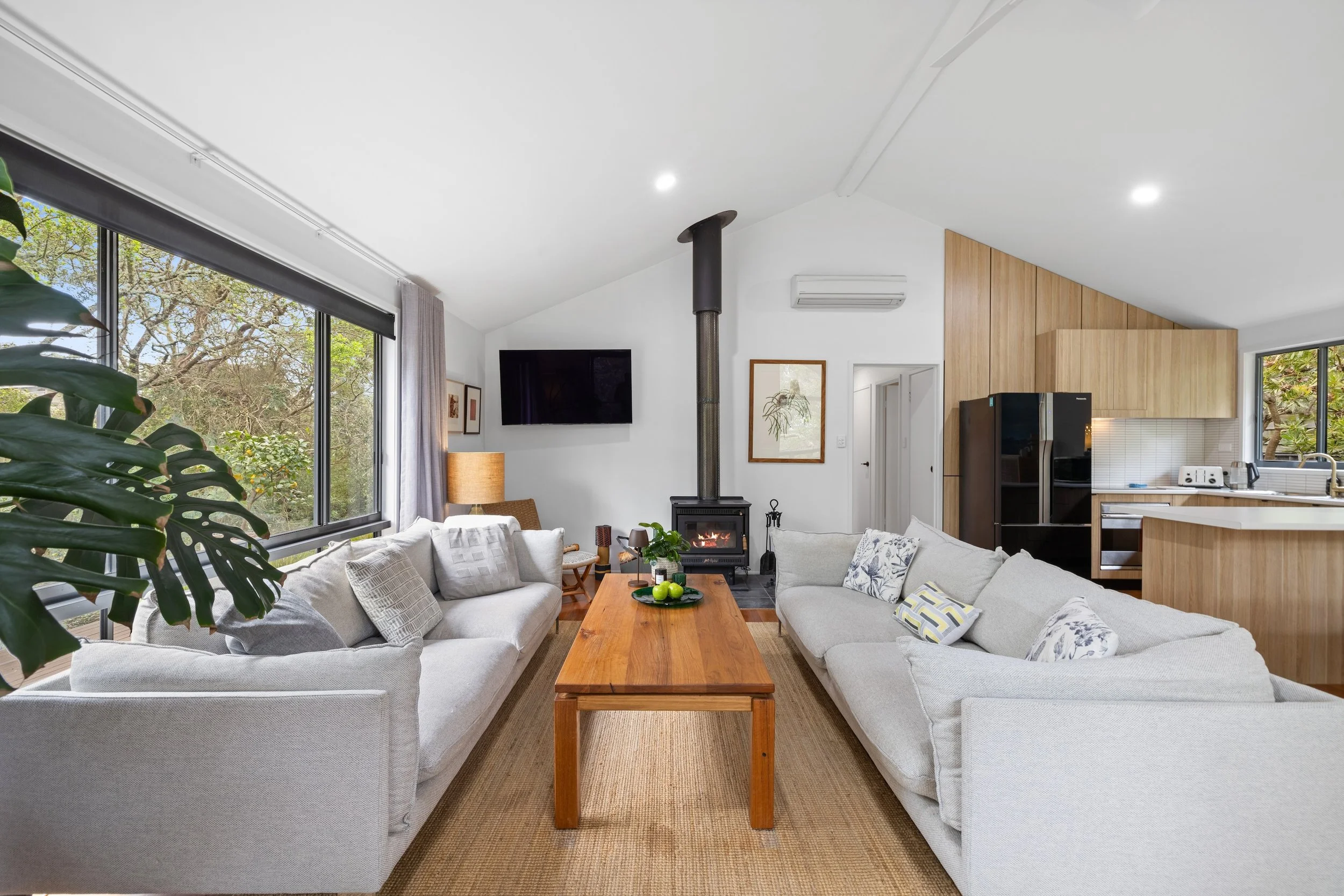 051_Open2view_ID973351-58_Banksia_Avenue.jpg