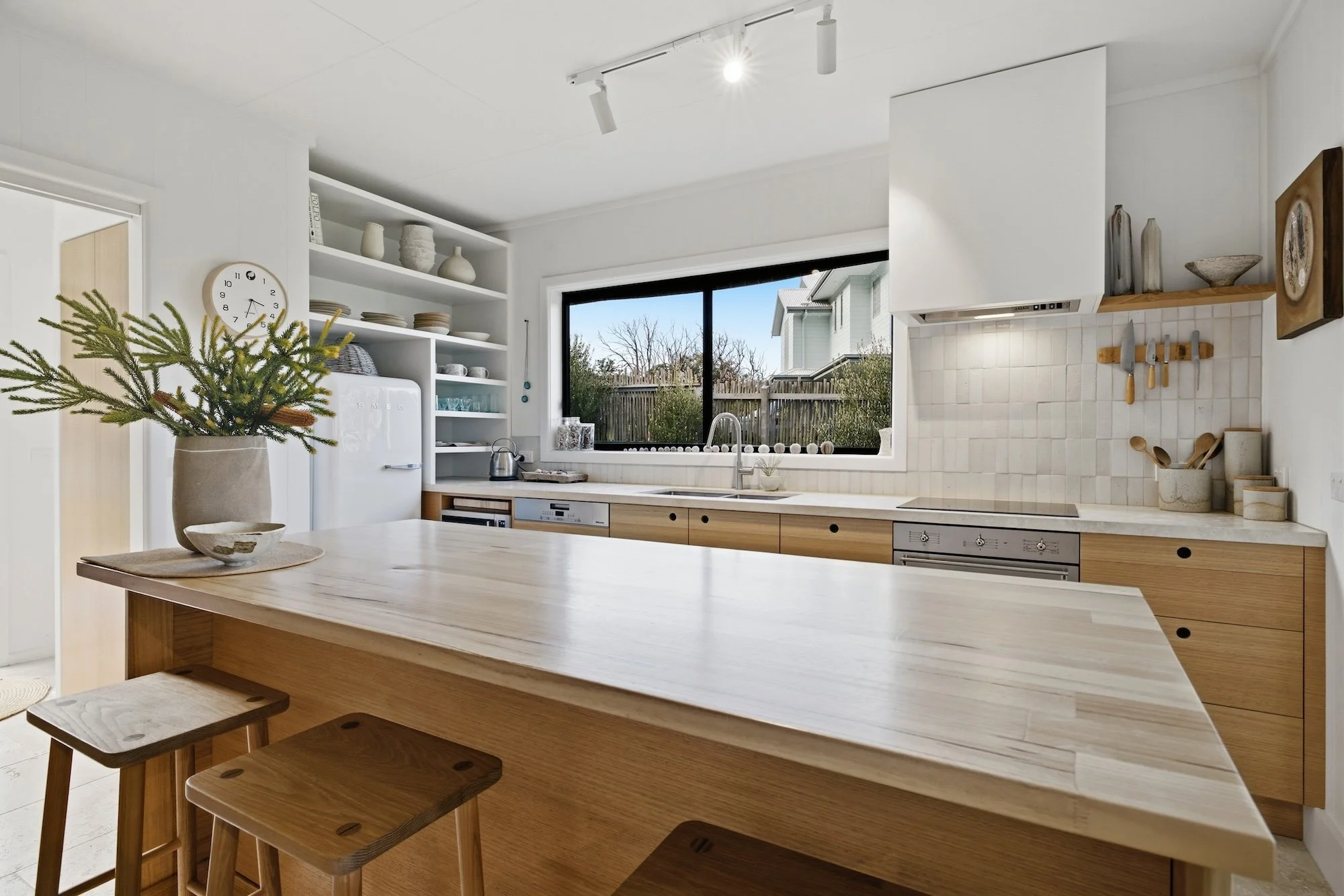 024_Open2view_ID1028632-24_Bayside_Drive.jpg