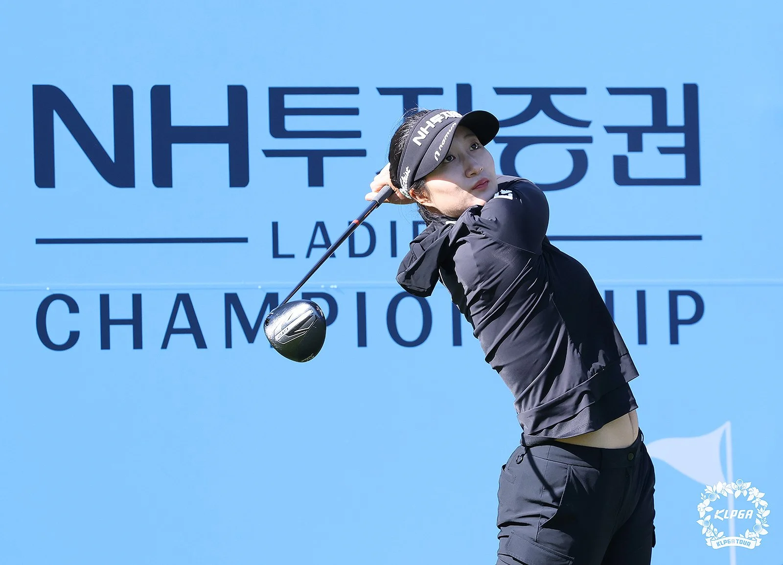 김시현 NH투자증권 LADIES CHAMPIONSHIP 1R 11번홀 티샷 .jpg