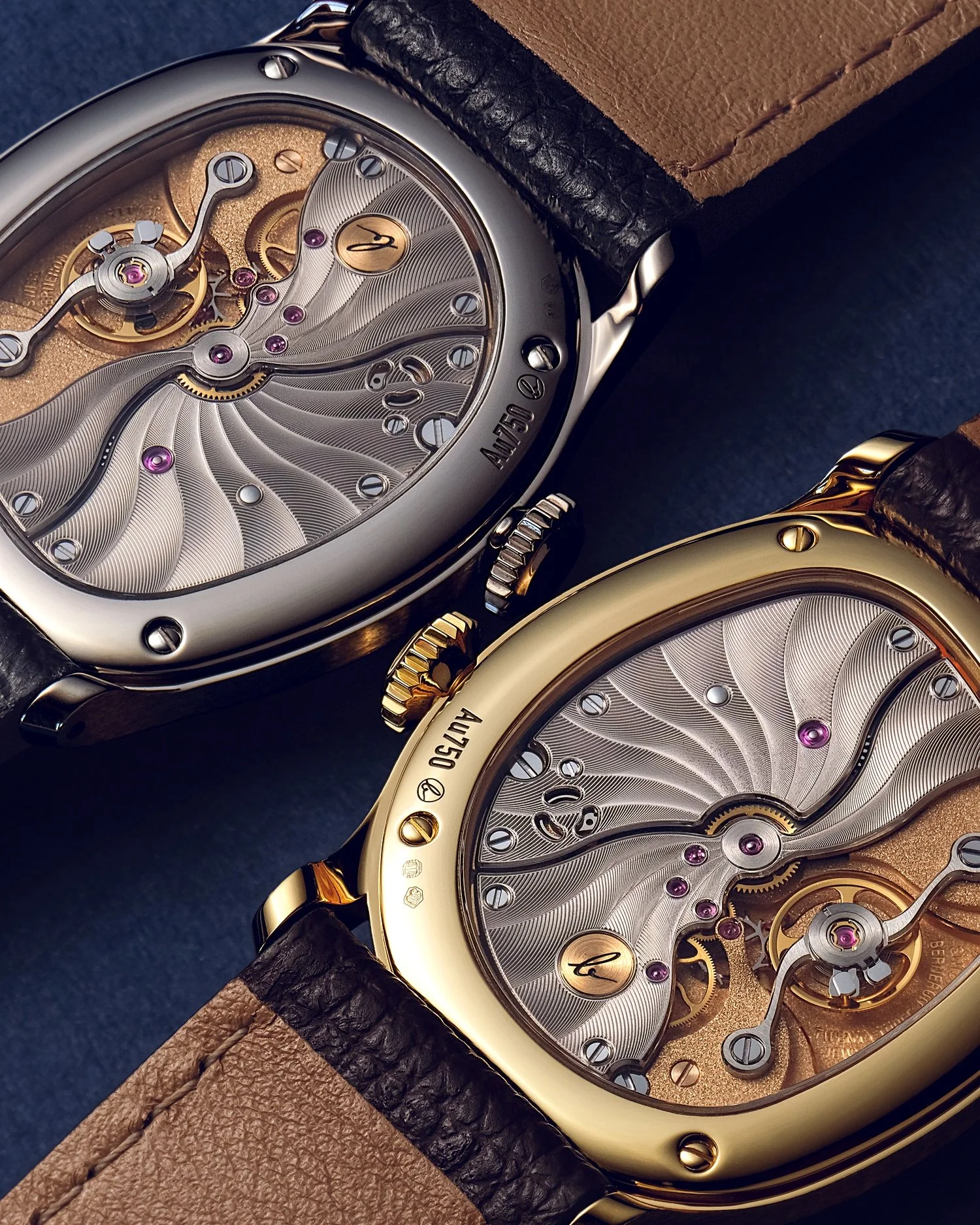 &bull; Calibre 215
Working with different shades of gold allows us to visually separate certain sub-assemblies and create more depth in the overall composition. 
With a total thickness of 2.15mm, the Mirage 34 caliber cannot rely on the visual effect