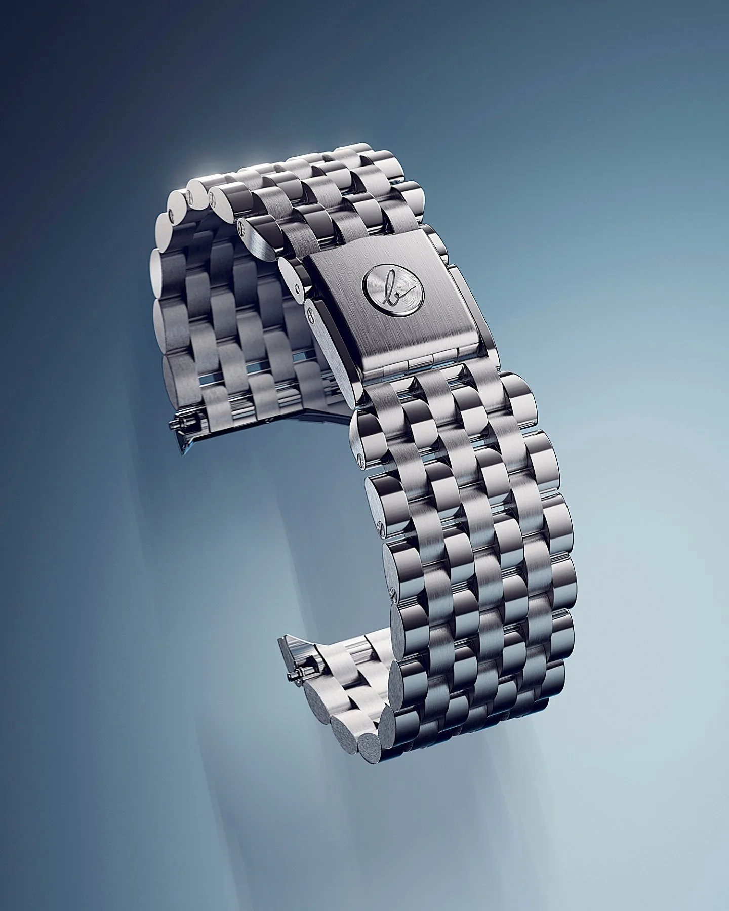 &bull; Mirage Miroir
A constellation of gold links that finally reveals the architecture of our new Mirage bracelet.
Entirely crafted from 18-karat gold, it comprises nearly 125 grams of gold, crafted with the utmost precision. 
Its seven-row constru