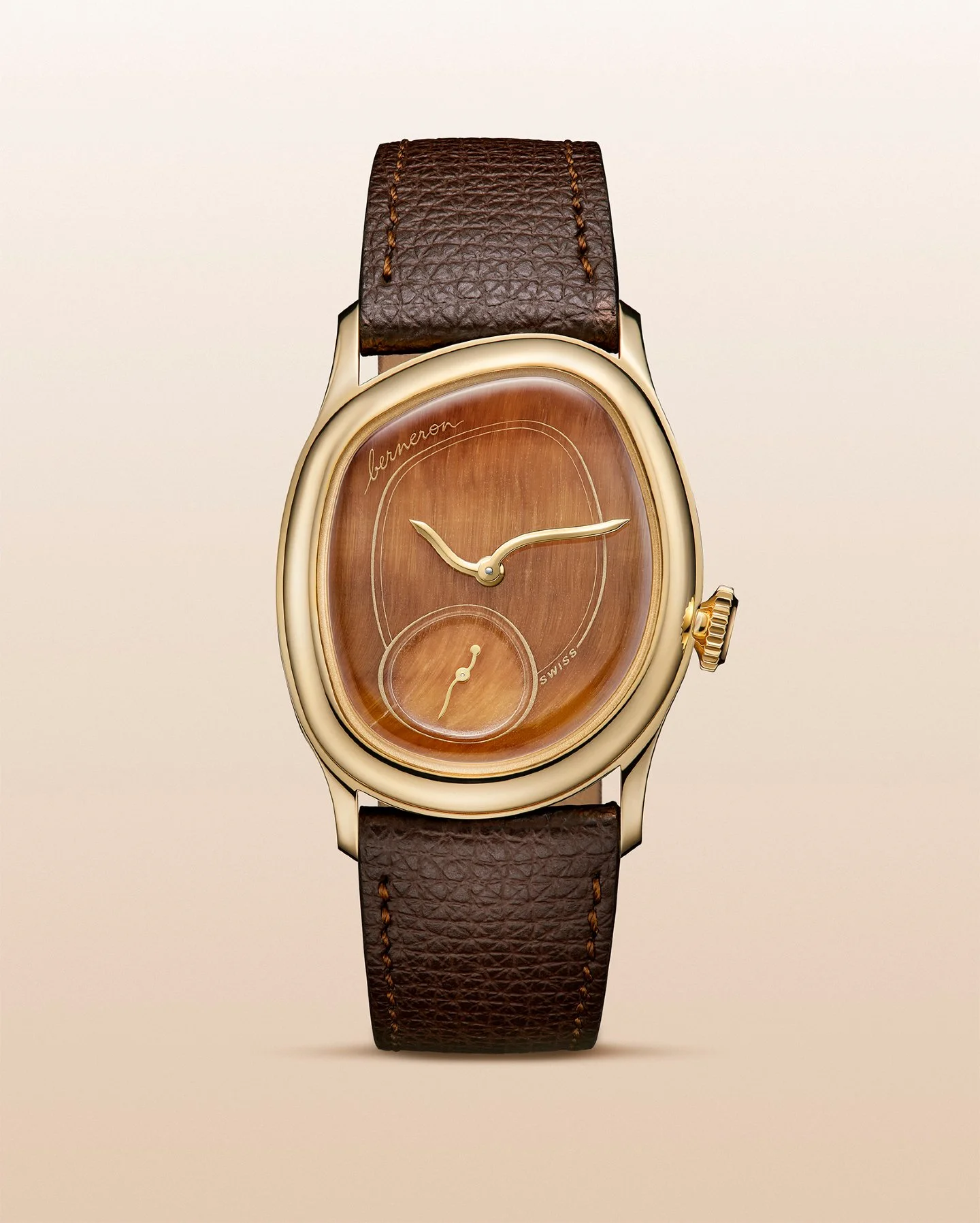 &bull; Mirage Tiger Eye
The stone dials on the 34mm Mirage push the boundaries of what is possible in terms of stone cutting, integrating the small seconds counter directly into the main plate.
This operation is entirely manual and requires an hour o