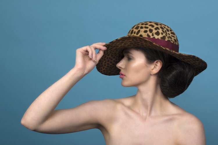Choosing a hat that complements your hairstyle | Elizabeth
