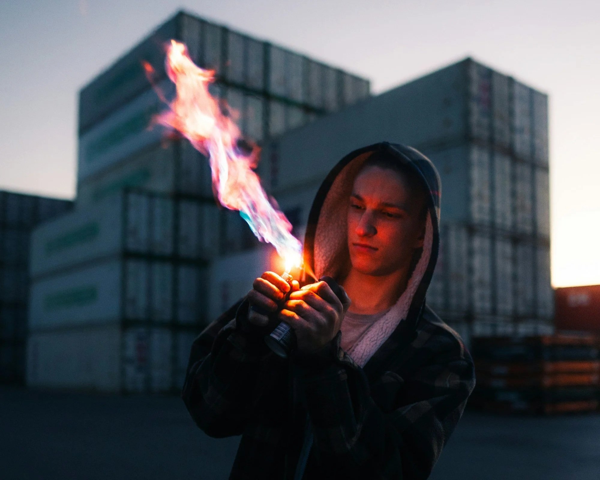 La mayoría de las personas sufre al menos una quemadura en su vida y, solo en 2004, las quemaduras térmicas causaron cerca de once millones de lesiones y más de 180.000 muertes en todo el mundo.