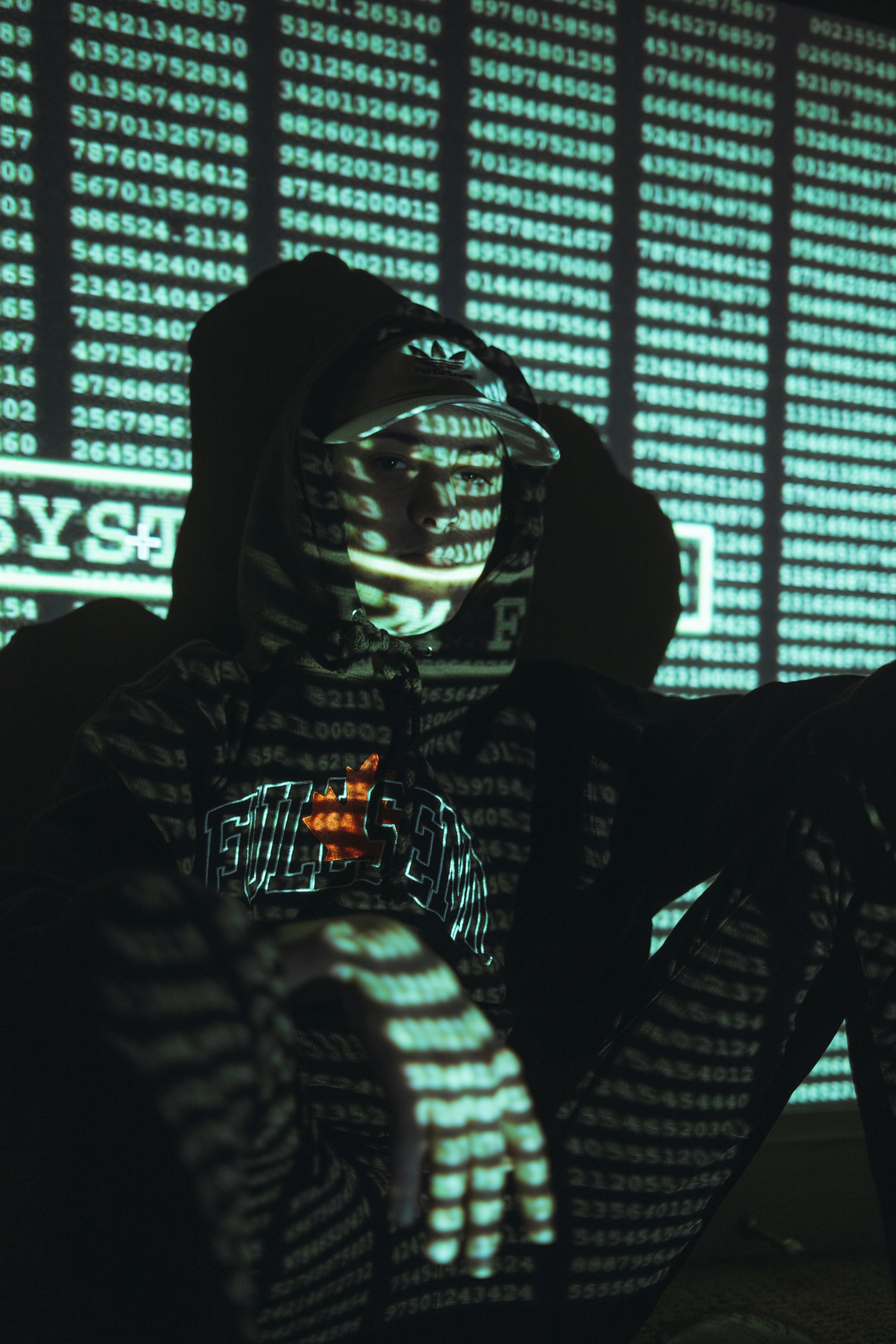 La inteligencia artificial aún no ha transformado el cibercrimen: los delincuentes digitales siguen recurriendo a herramientas tradicionales más que a sistemas avanzados de IA.