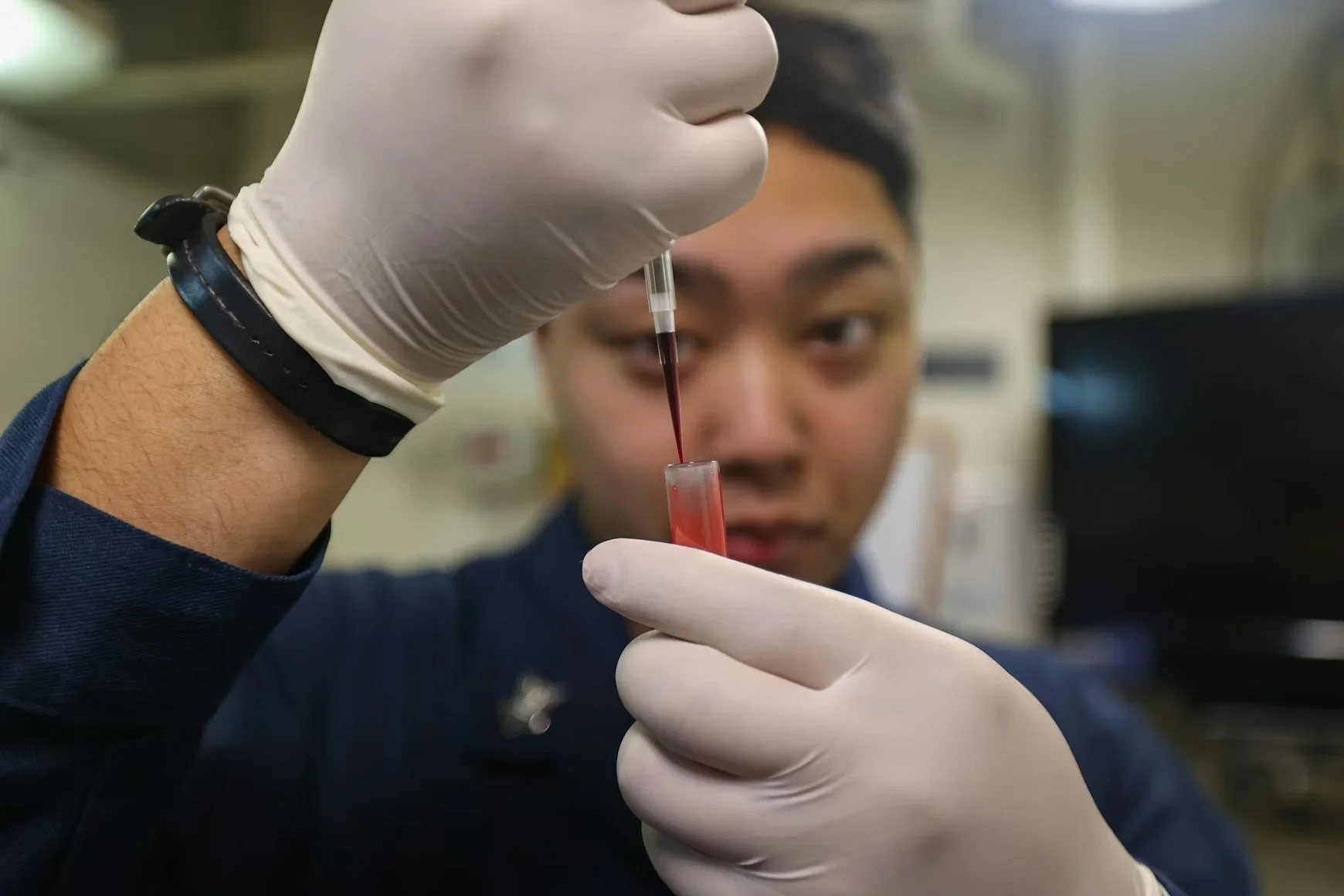 ¿Puede la sangre menstrual regenerar el cartílago? La nueva vía terapéutica contra la artrosis