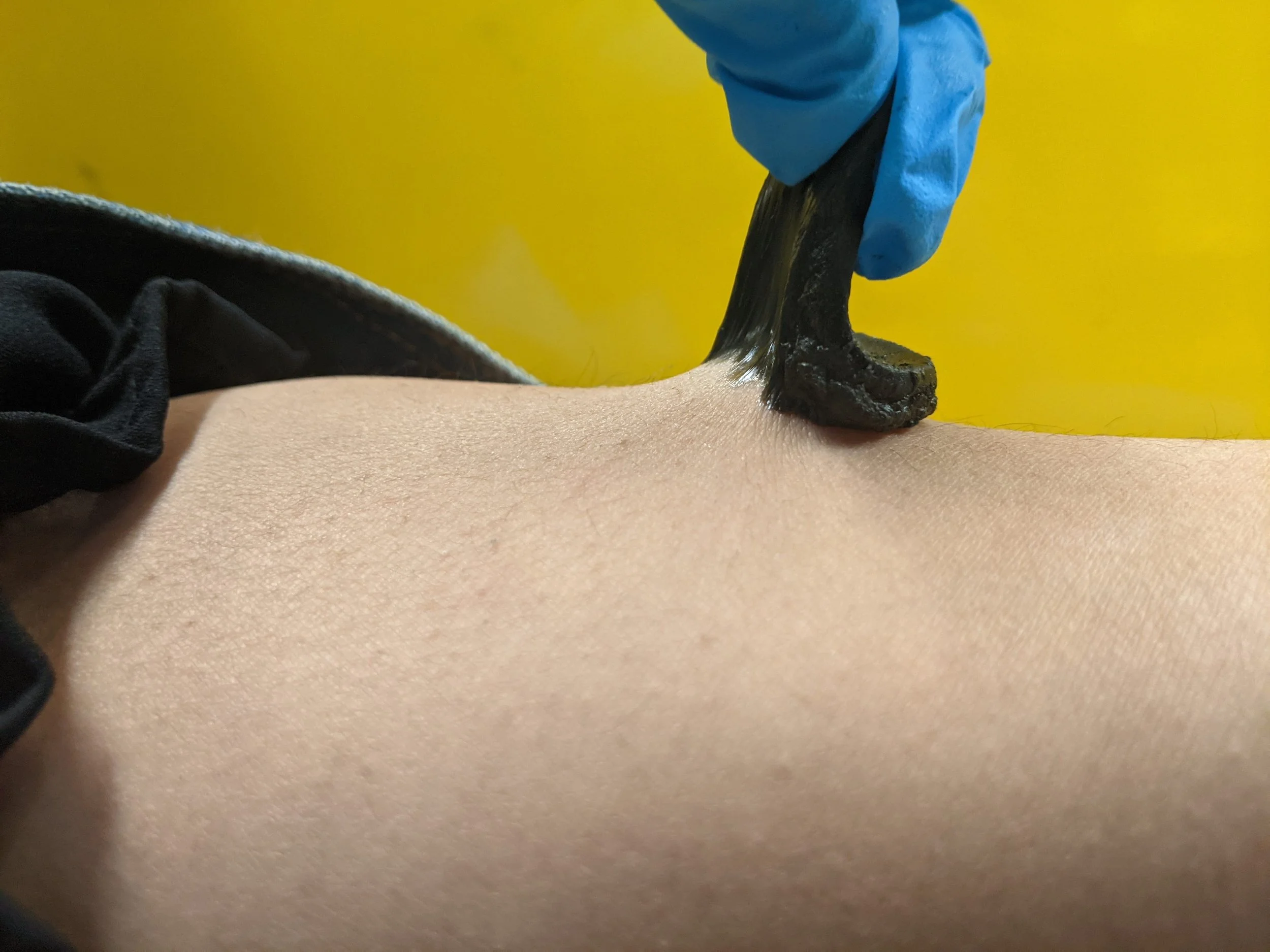 Un hidrogel de grafeno que funciona incluso sobre el pelo y el sudor revoluciona los biosensores médicos