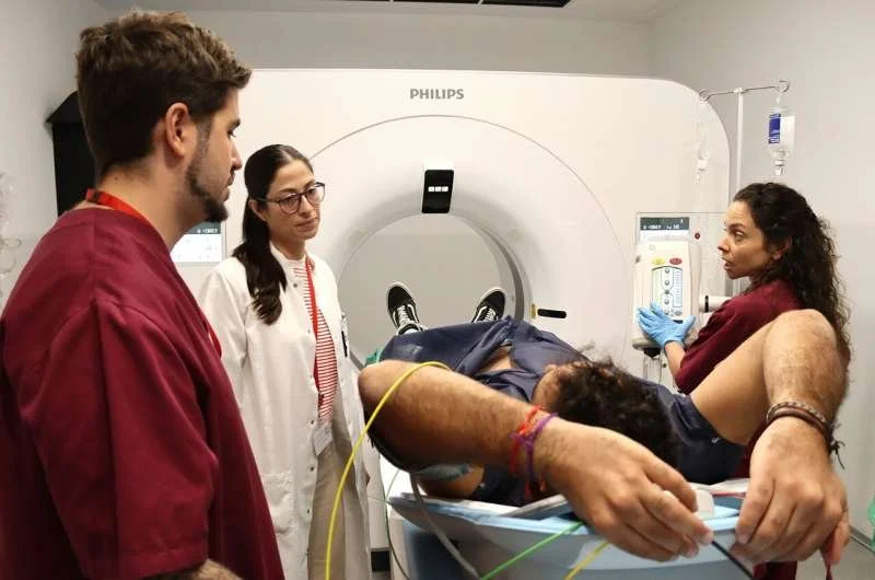 La aterosclerosis silenciosa surge antes de los 30 años y se acelera en las mujeres en torno a la menopausia