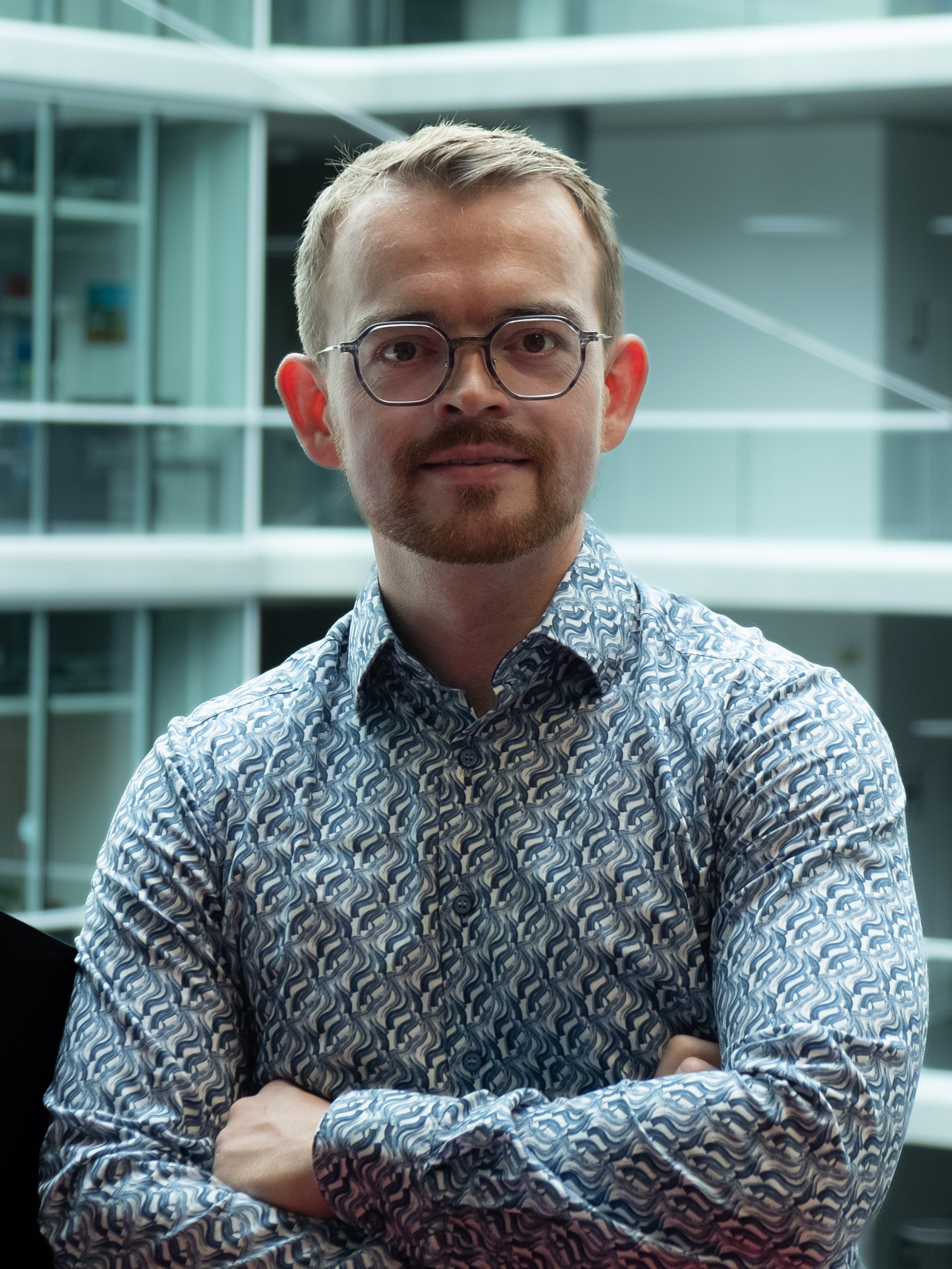 Christopher Reinkemeier, investigador especializado en biología celular y en el desarrollo de herramientas para estudiar los procesos que ocurren en el interior de las células.
