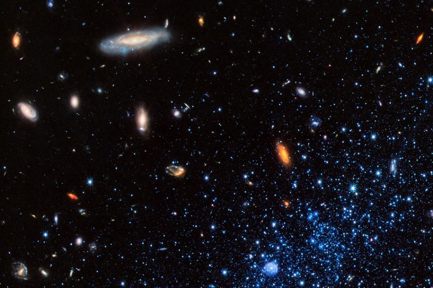 El equipo estudió quince de las galaxias pequeñas más pobres en elementos pesados conocidas, auténticas cápsulas del tiempo que conservan una composición química cercana a la del universo primitivo.