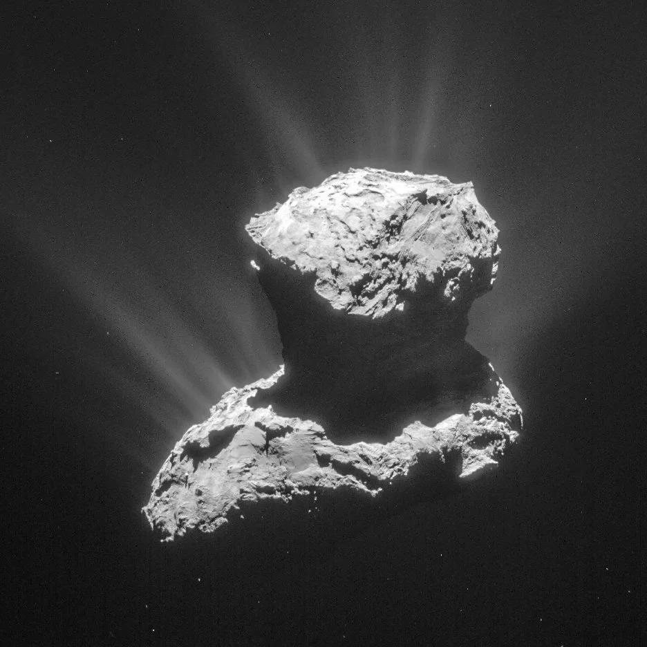 El cometa 67P/Churyumov-Gerasimenko, fotografiado por la sonda Rosetta en 2015.
