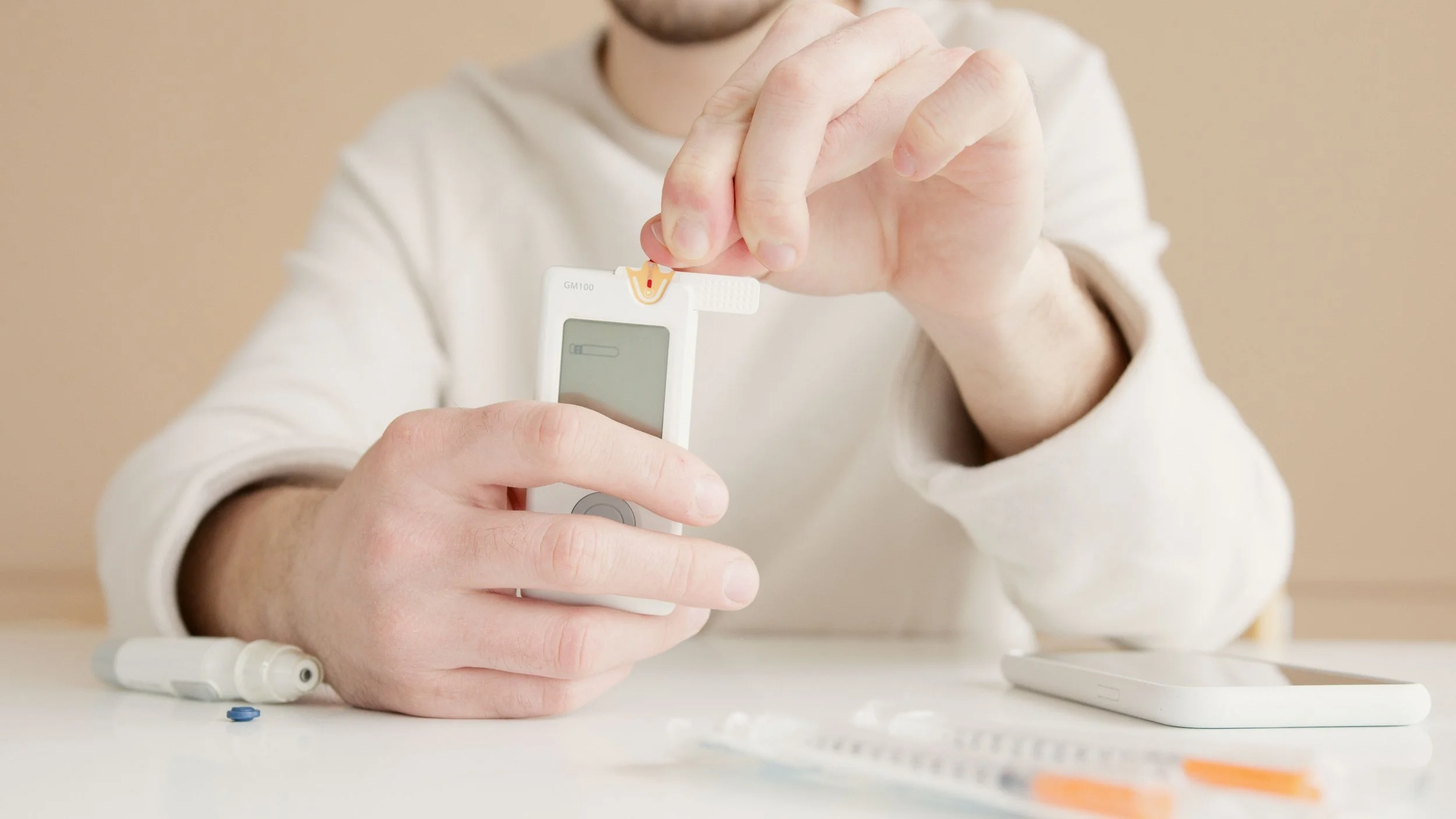 Las personas con diabetes de tipo 2 presentan un mayor riesgo de daño vascular. Los investigadores descubrieron que actuar sobre mecanismos epigenéticos puede ayudar a reducir la inflamación y mejorar la función de los vasos sanguíneos