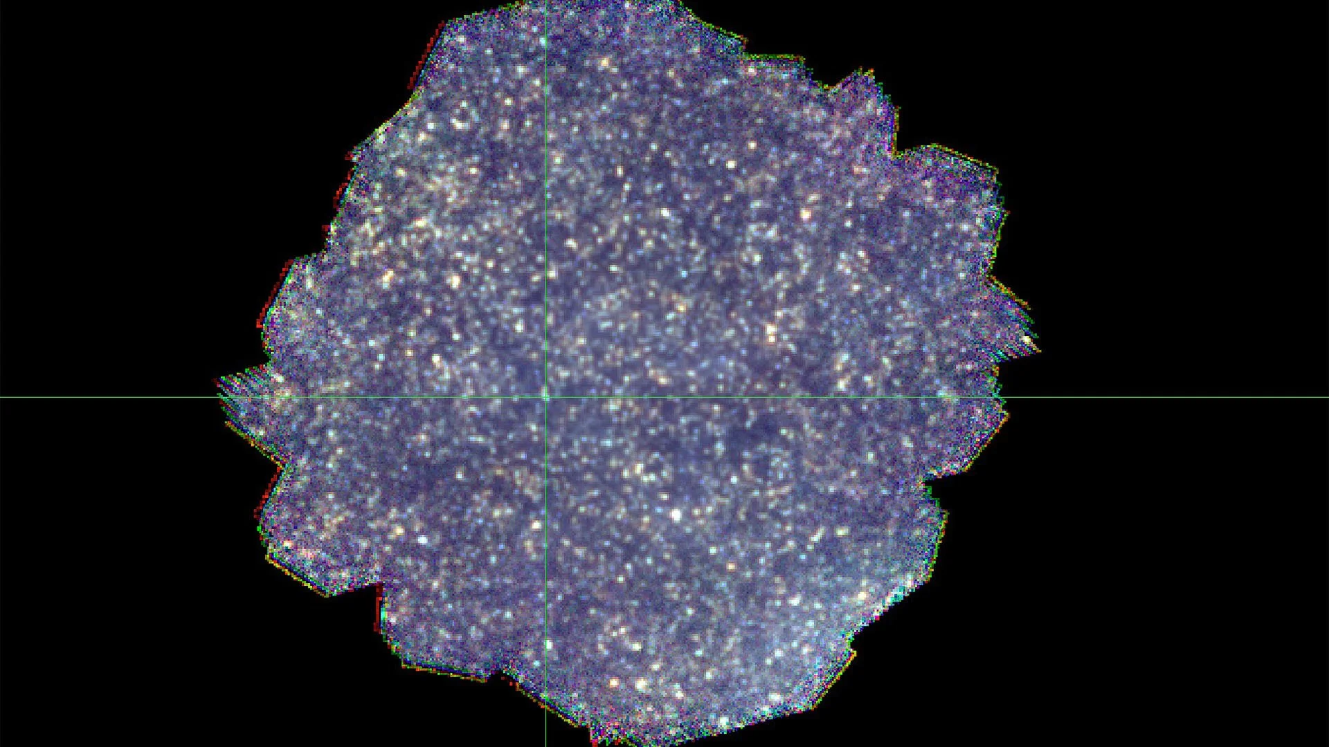 El mapa final de la imagen SPIRE de campo oscuro se creó combinando los canales azul (250 micrómetros), verde (350 micrómetros) y rojo (500 micrómetros) de la cámara SPIRE a bordo del telescopio Herschel.