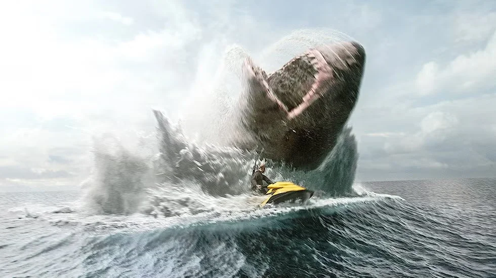 Escena de la película Megalodón 3, una superproducción que lleva al extremo el mito del gigantesco tiburón prehistórico.