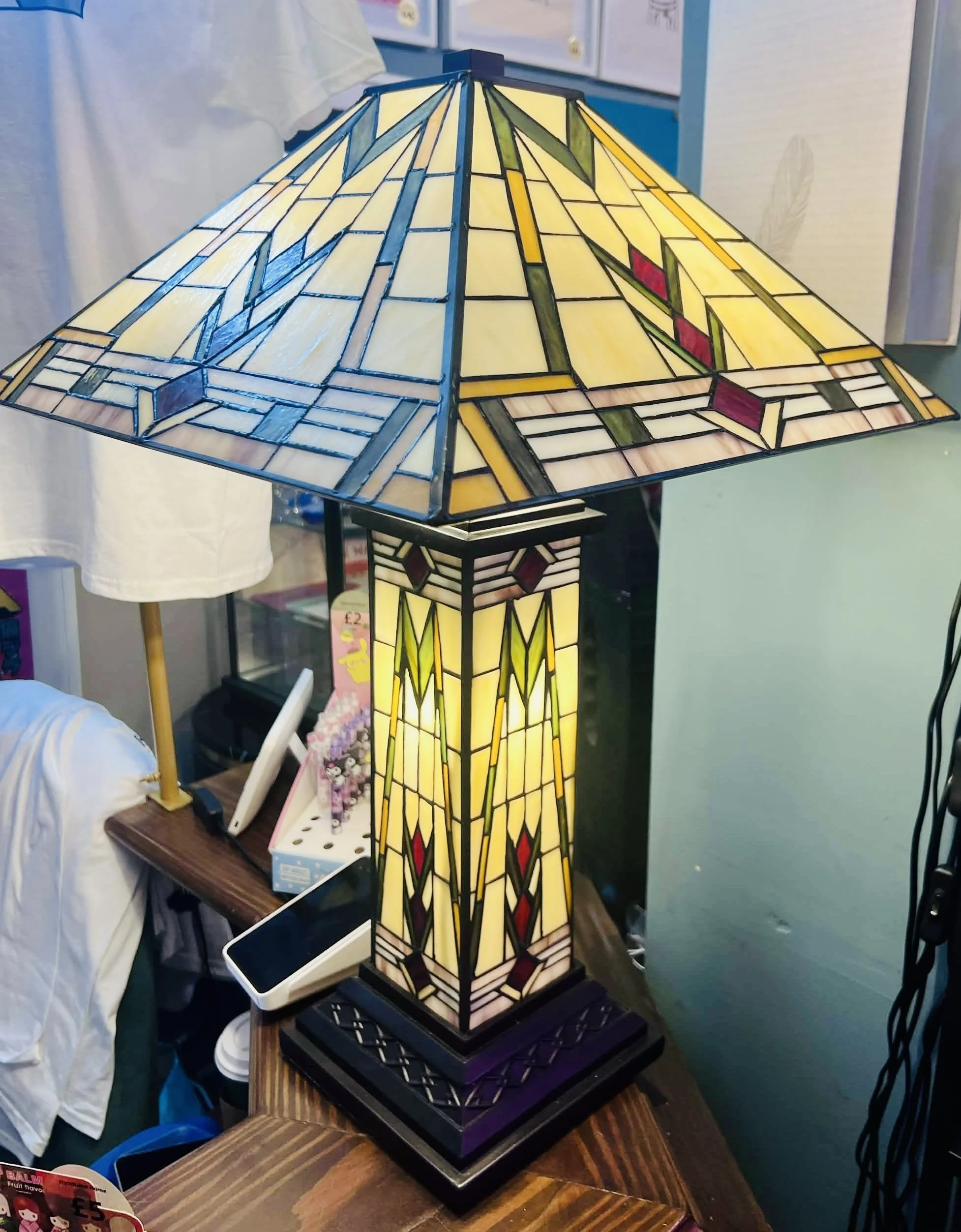 Large square Tiffany-style lamp